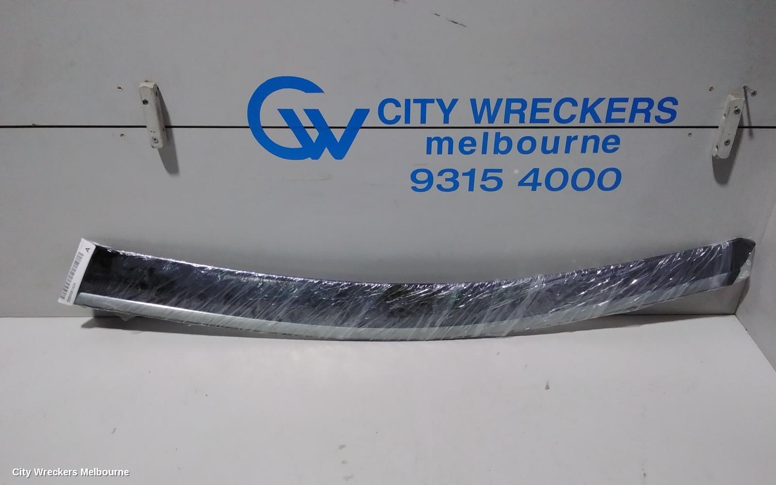 HONDA CRV WEATHER SHIELD
