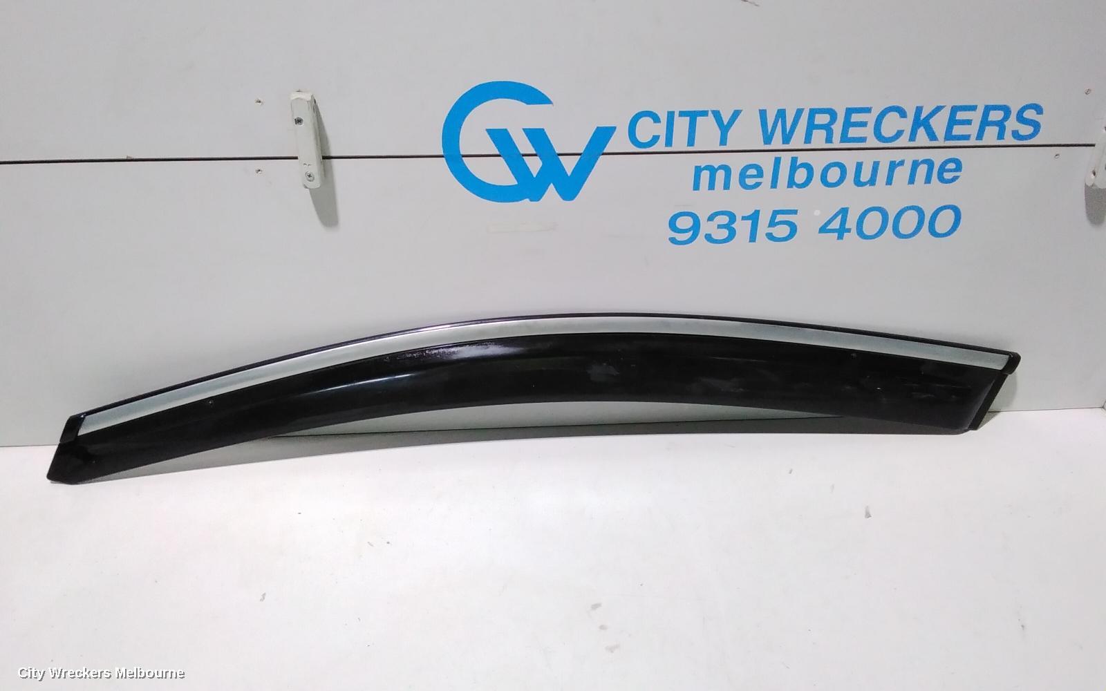 HONDA CRV WEATHER SHIELD
