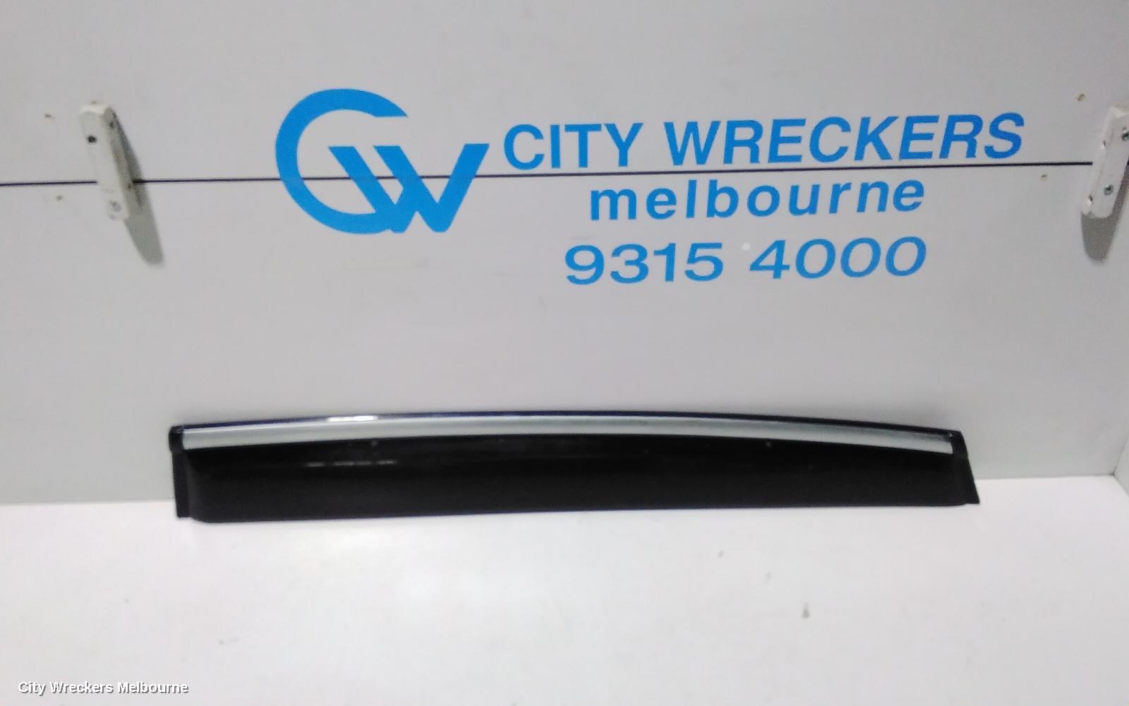 HONDA CRV WEATHER SHIELD