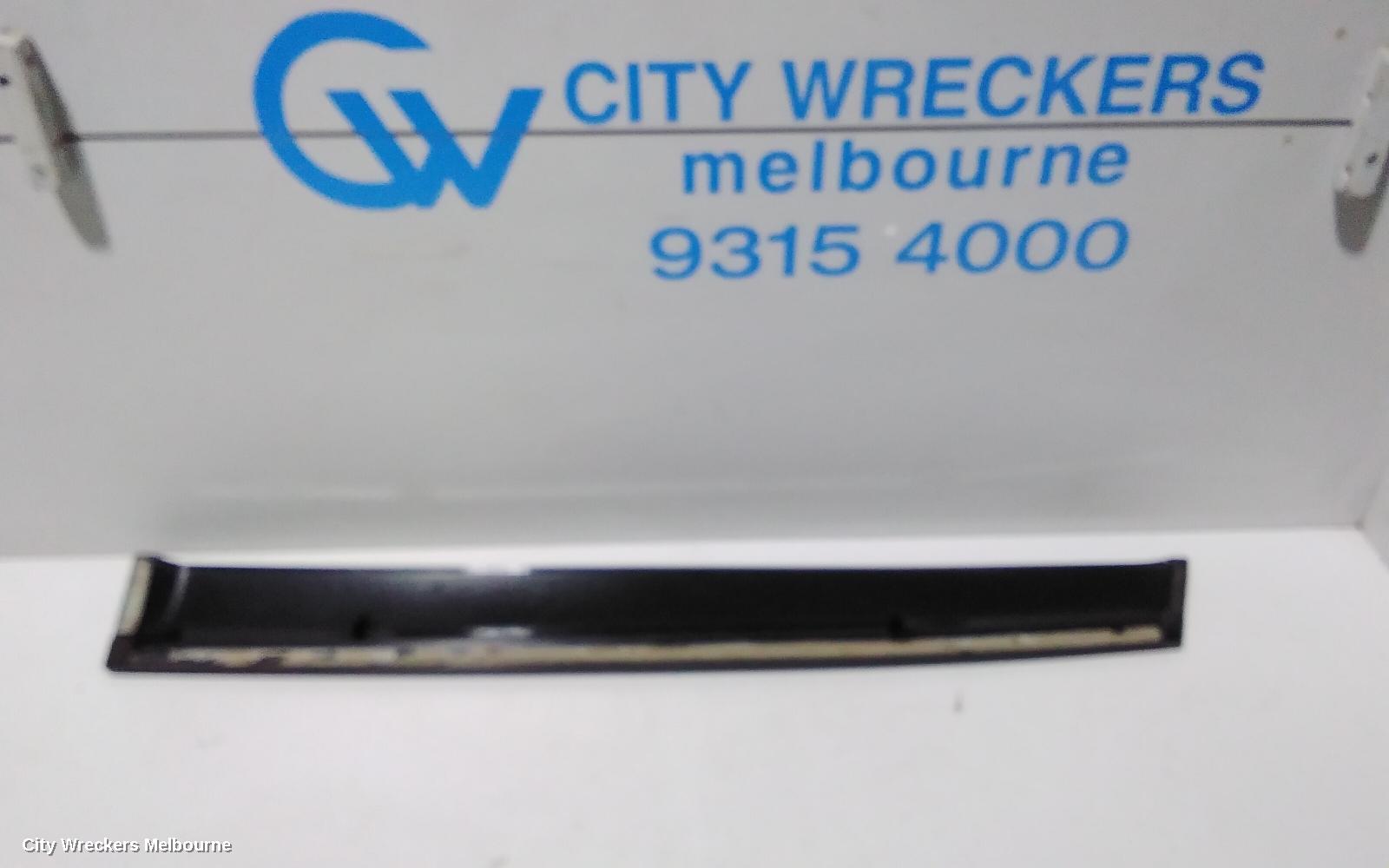 HONDA CRV WEATHER SHIELD
