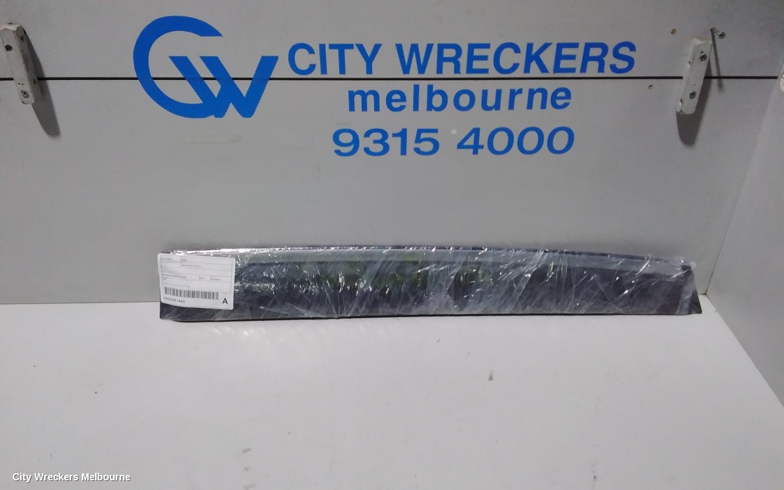 HONDA CRV WEATHER SHIELD