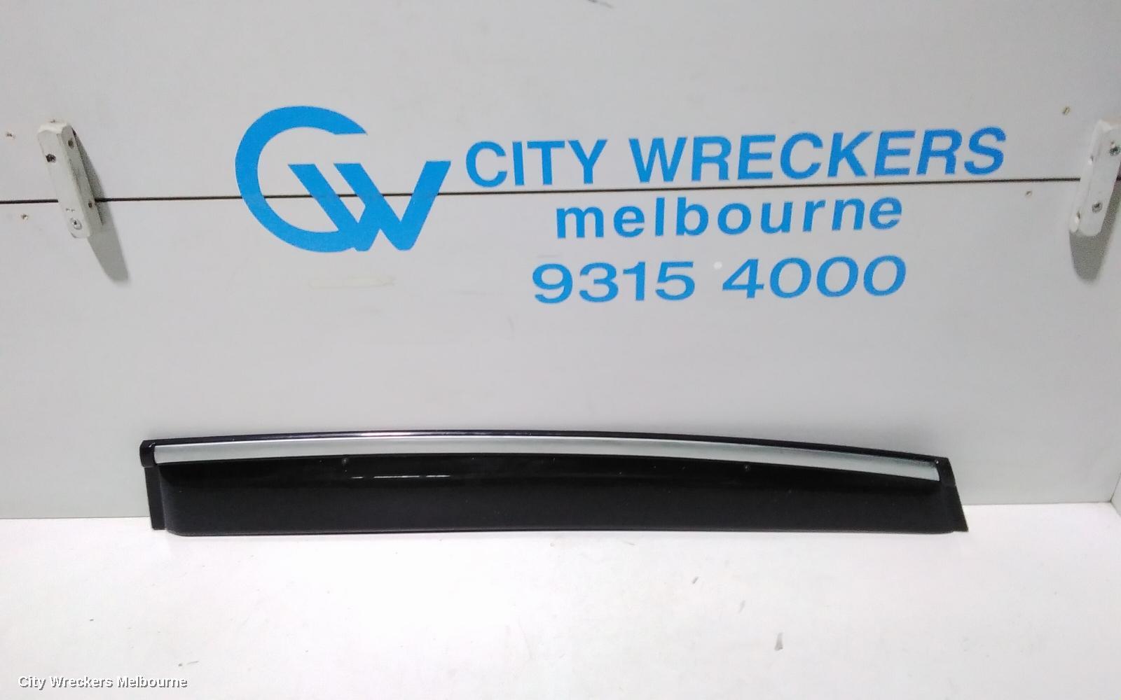 HONDA CRV WEATHER SHIELD