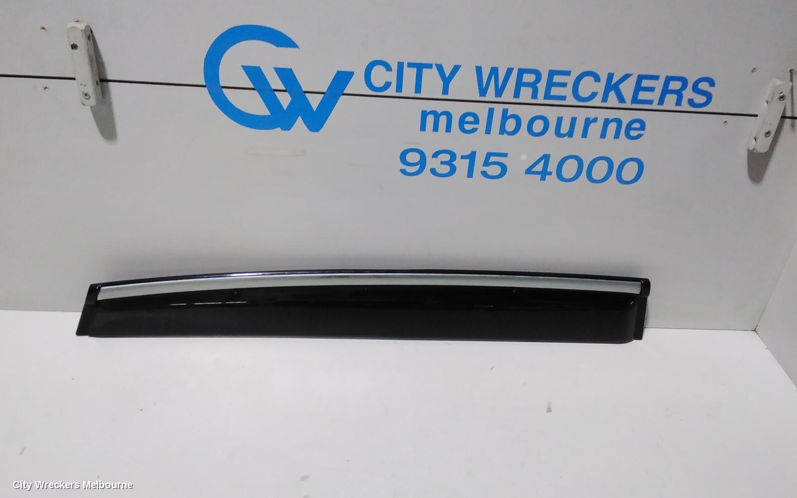 HONDA CRV WEATHER SHIELD