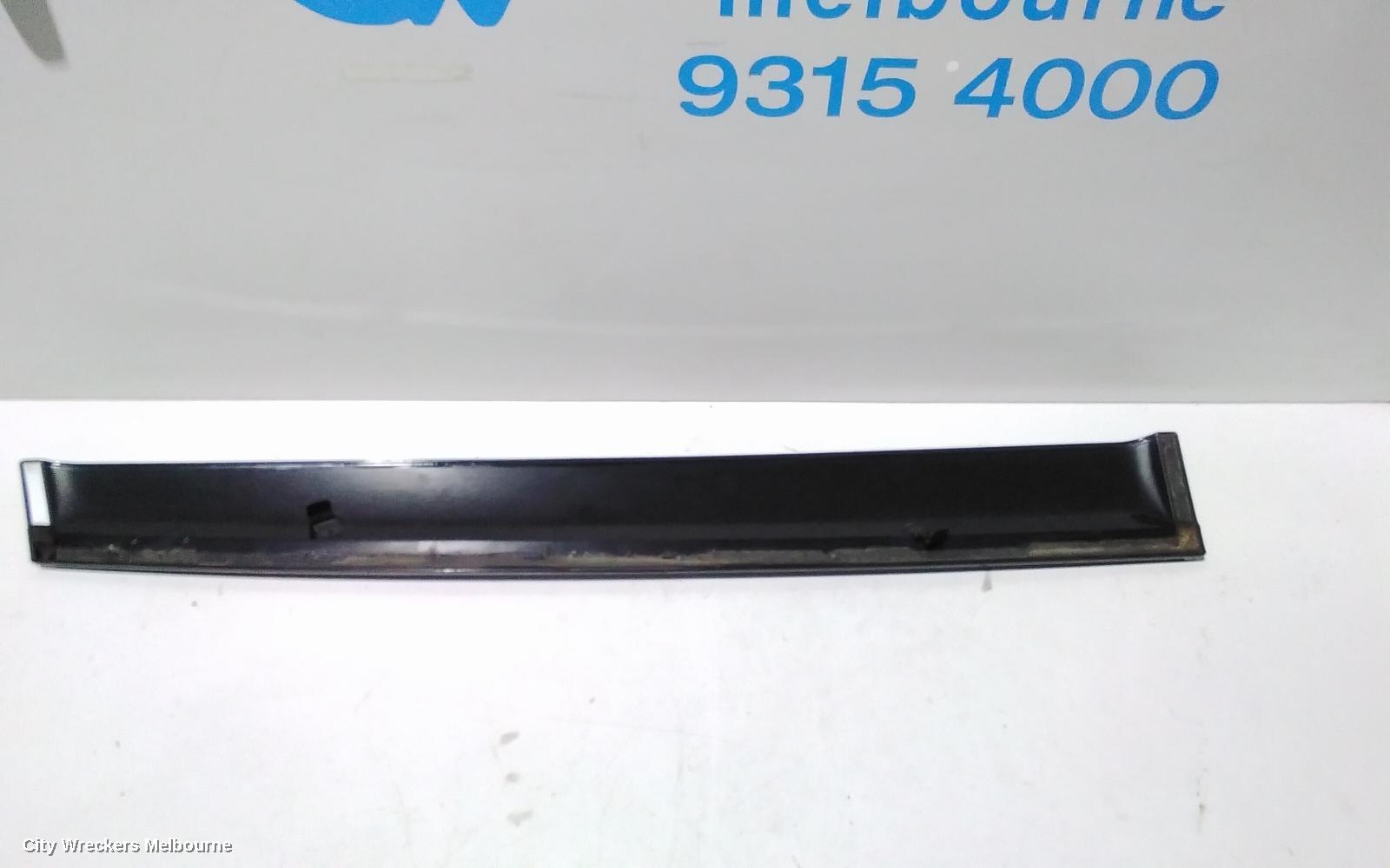 HONDA CRV WEATHER SHIELD