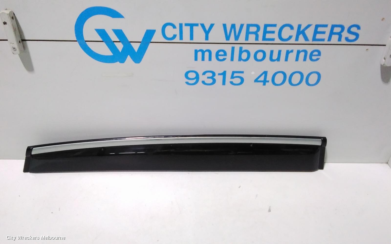 HONDA CRV WEATHER SHIELD