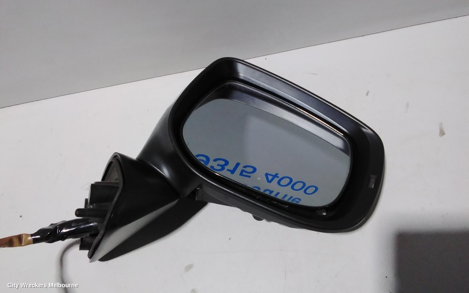 SUBARU FORESTER RIGHT DOOR MIRROR, SK, POWER FOLD, NON MEMORY, CAMERA, SILVER, 08/2018 ONWARDS