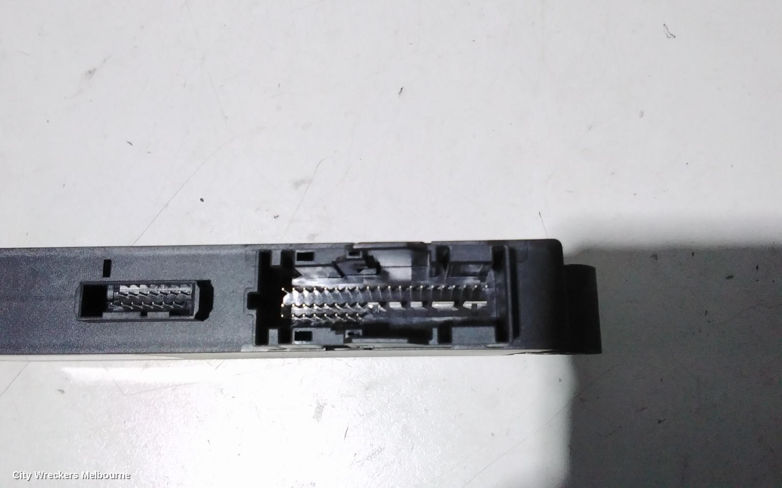 BMW 5 SERIES, E60 10/2003 - 04/2010, 5WK4 9514MBR COMFORT MODULE: 81447