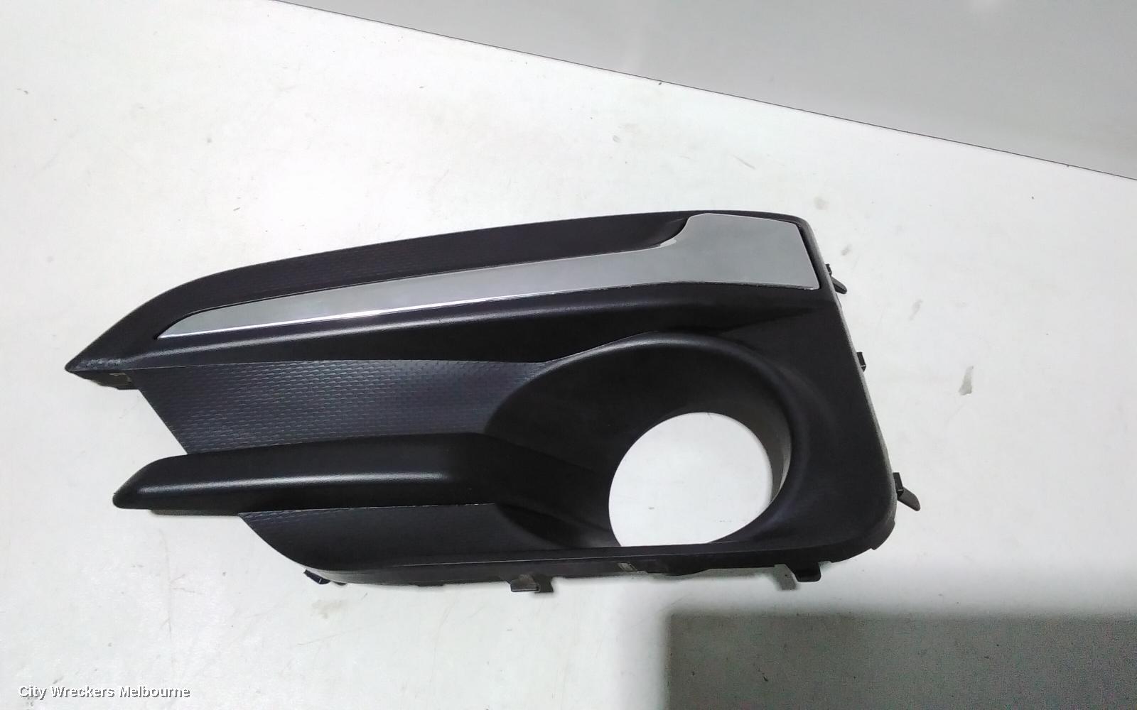 SUBARU IMPREZA LEFT INDICATOR/FOG/SIDE, BUMPER FOGLAMP SURROUND, G5, 11/2016 - 02/2020