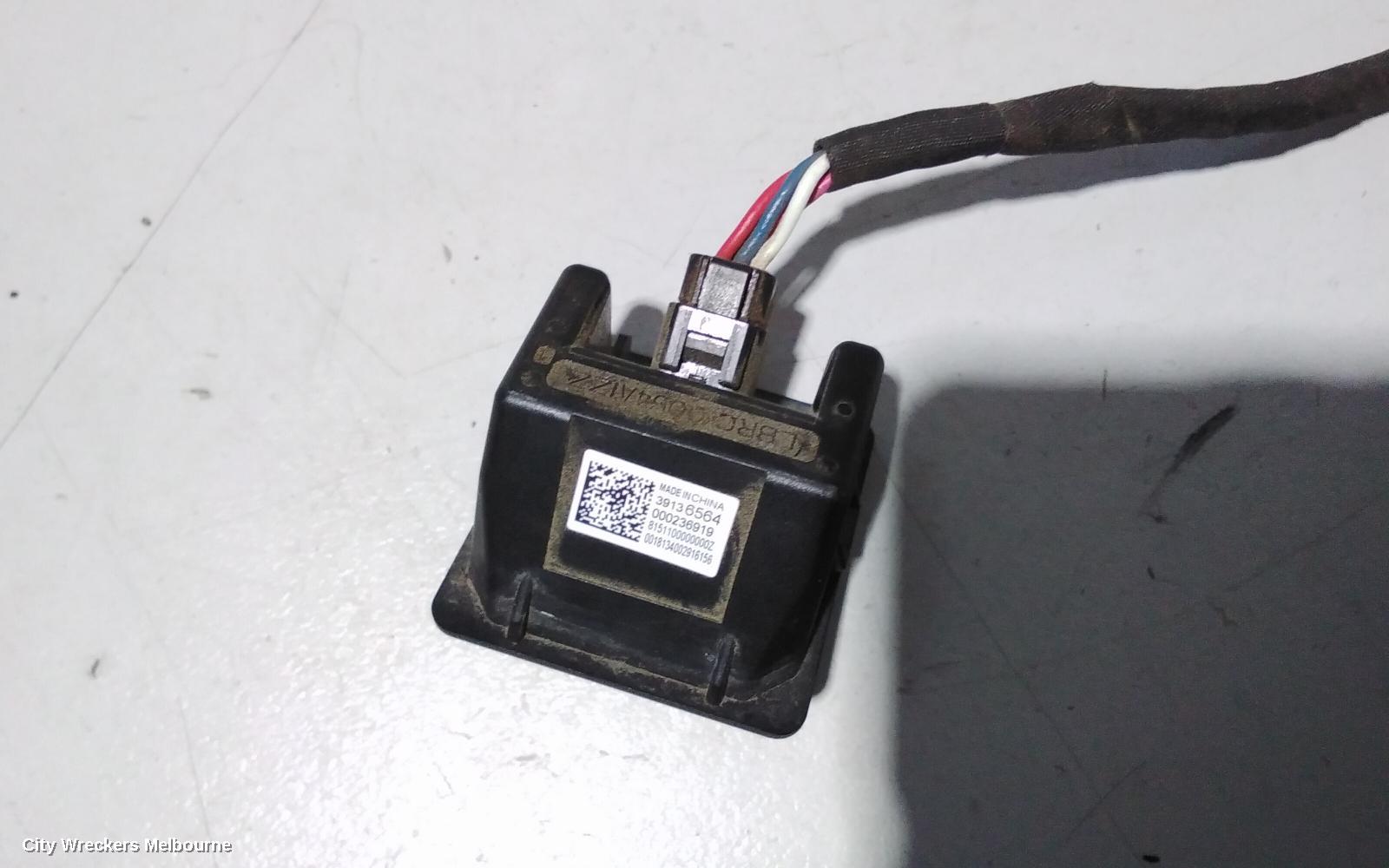 OPEL INSIGNIA REVERSE CAMERA, 09/2012 - 12/2013