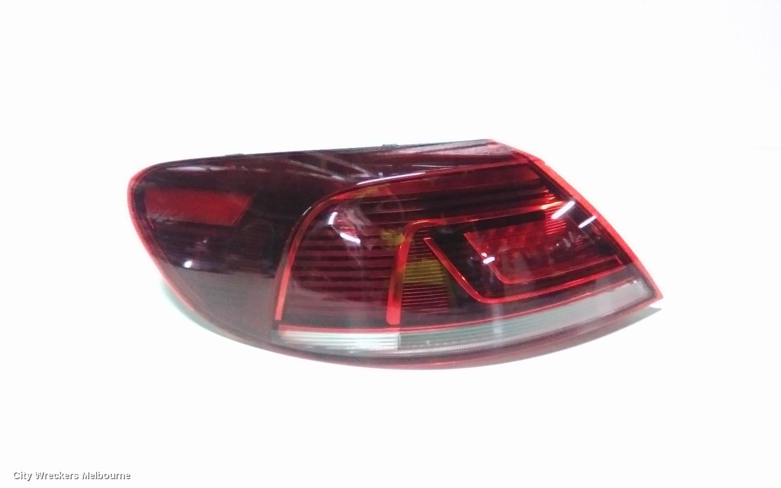 VOLKSWAGEN PASSAT LEFT TAILLIGHT, 3CC, SEDAN, LED TYPE, 03/2012 - 12/2016
