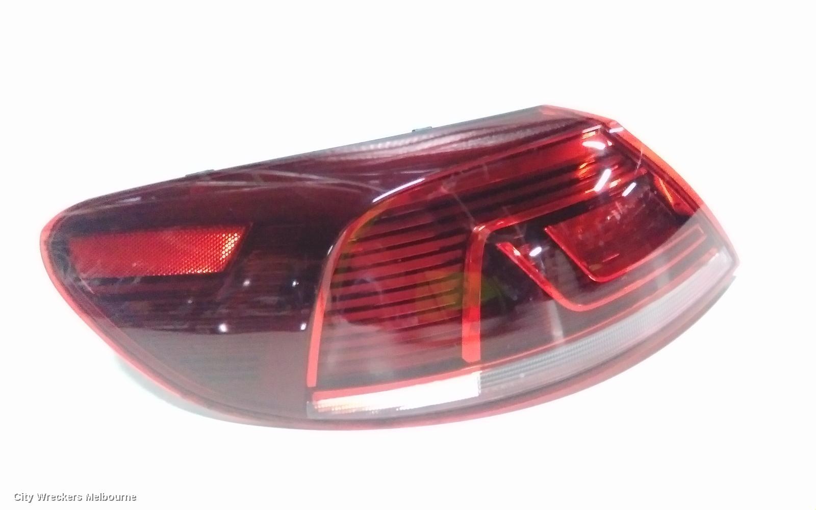 VOLKSWAGEN PASSAT LEFT TAILLIGHT, 3CC, SEDAN, LED TYPE, 03/2012 - 12/2016