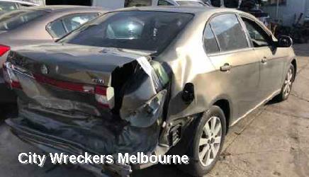 HOLDEN EPICA RIGHT DOOR MIRROR, EP 02/2007 - 12/2011