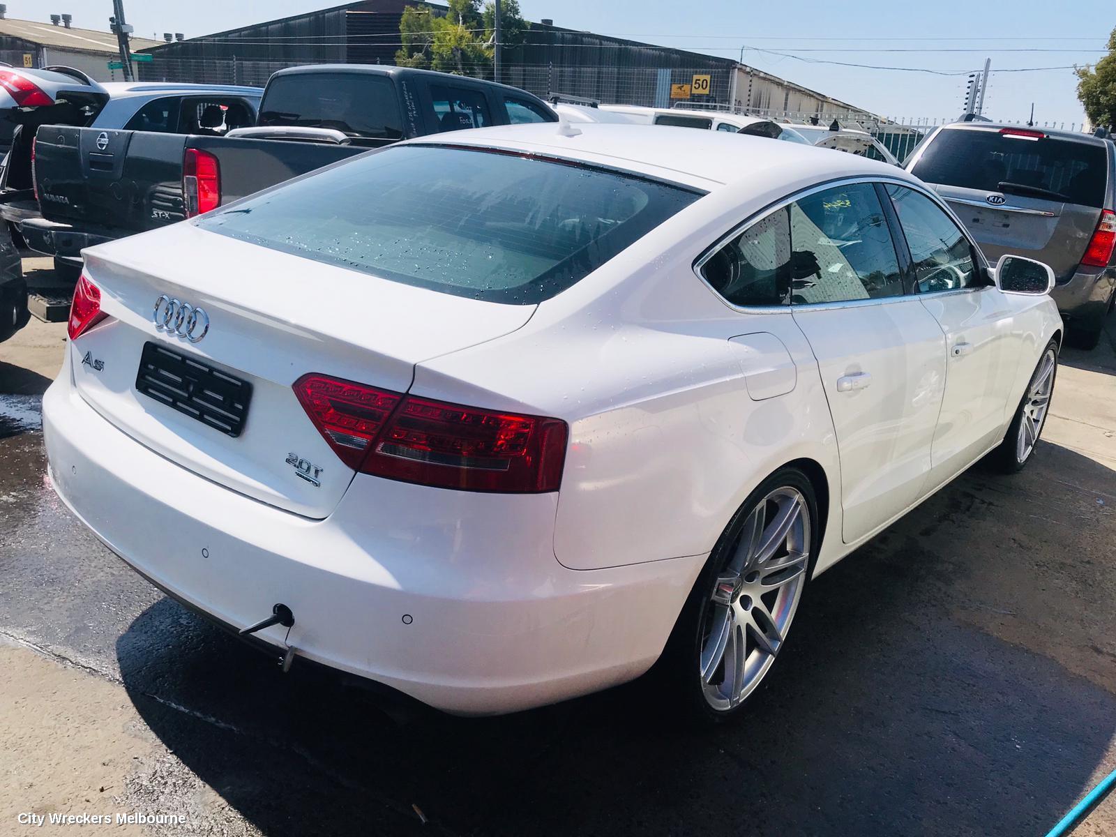AUDI A5 LEFT TAILLIGHT, A5/S5, 8T, HATCH, LED TYPE, 10/2009 - 11/2011