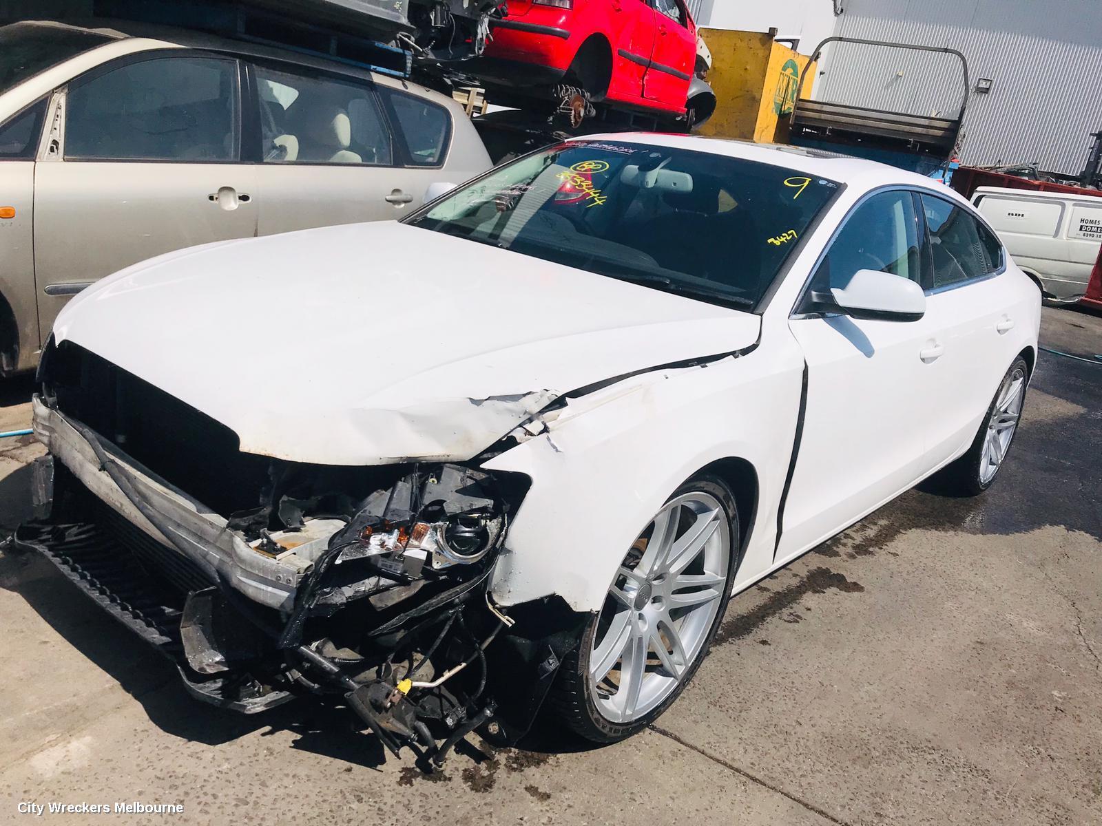 AUDI A5 LEFT TAILLIGHT, A5/S5, 8T, HATCH, LED TYPE, 10/2009 - 11/2011