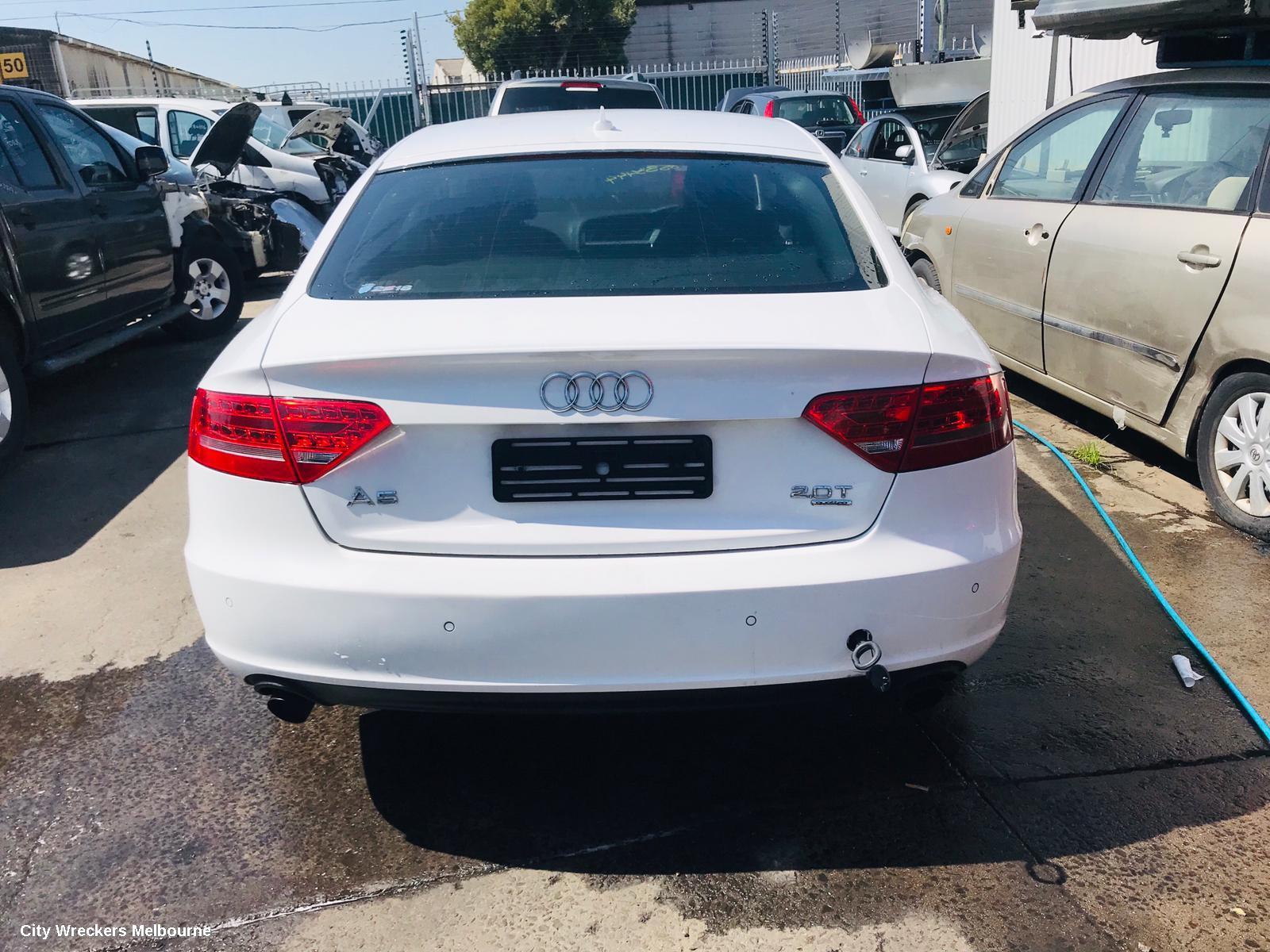 AUDI A5 LEFT TAILLIGHT, A5/S5, 8T, HATCH, LED TYPE, 10/2009 - 11/2011