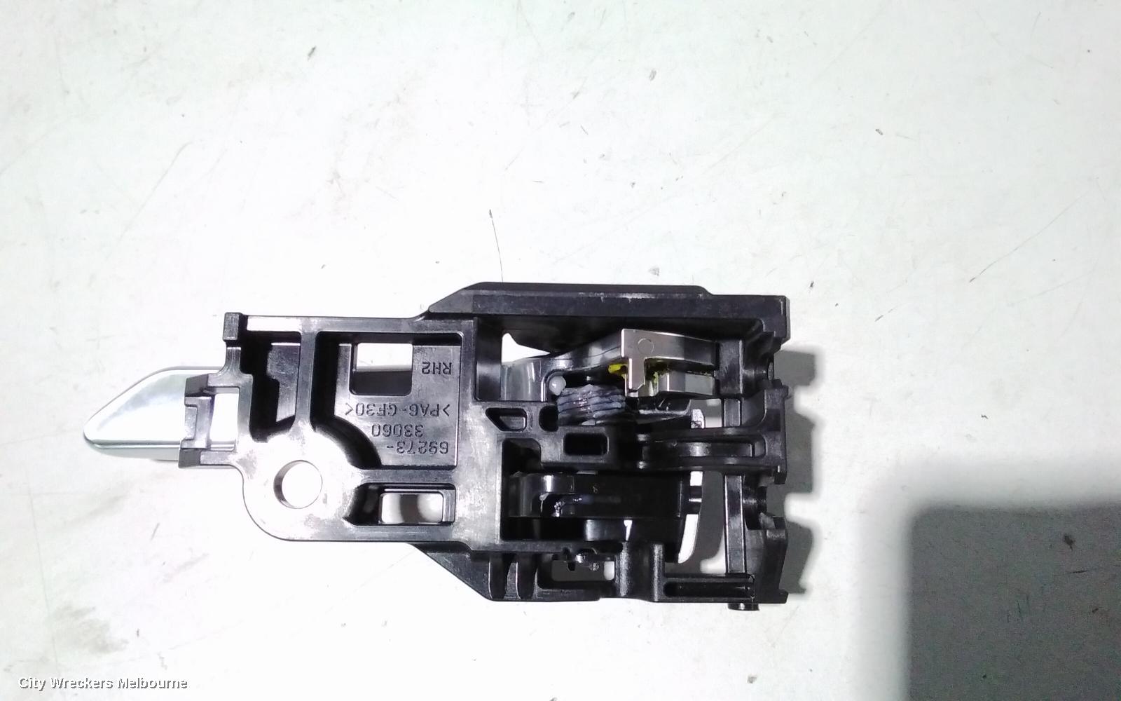 TOYOTA CAMRY DOOR HANDLE, INNER, LH FRONT, XV70, 09/2017 ONWARDS