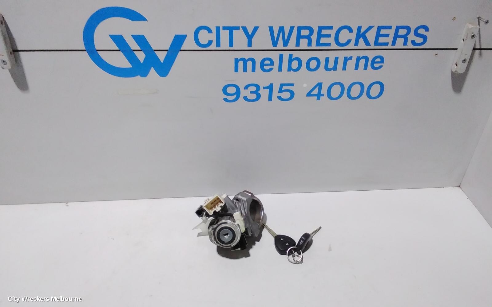 TOYOTA ESTIMA IGNITION W/ KEY, XR50, 05-19