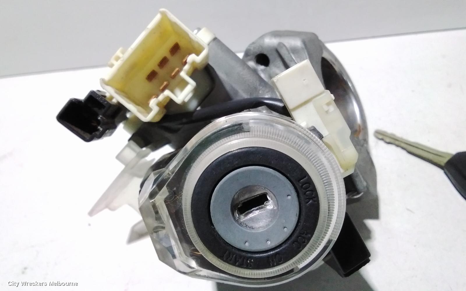 TOYOTA ESTIMA IGNITION W/ KEY, XR50, 05-19