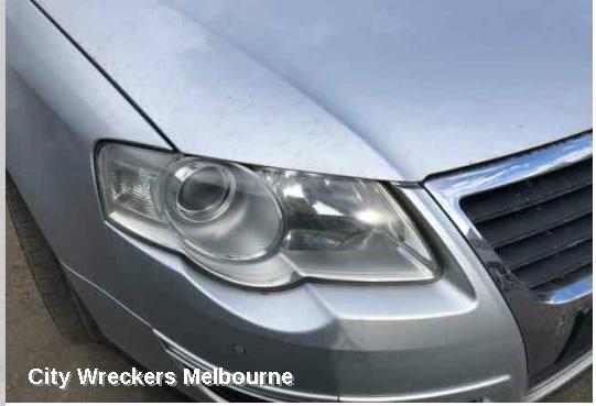 VOLKSWAGEN PASSAT RIGHT HEADLAMP, 3C/MK6 B6, SEDAN/WAGON, HALOGEN TYPE, 03/2006 - 09/2010
