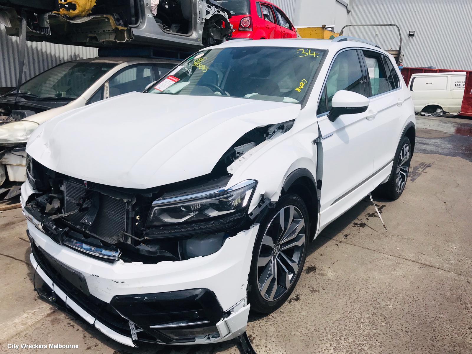VOLKSWAGEN TIGUAN ROOF RAIL