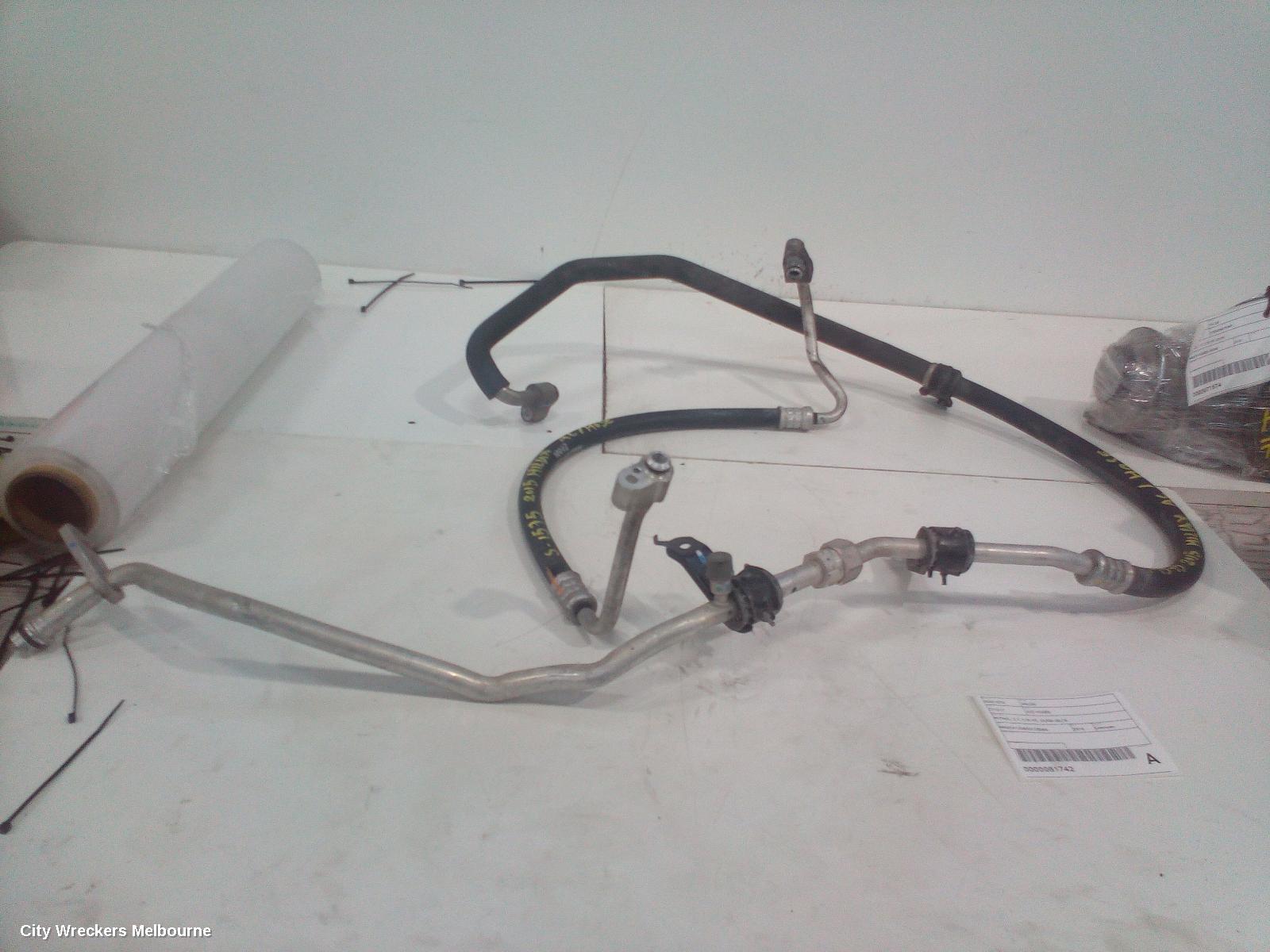 TOYOTA HILUX A/C HOSES, PETROL, 2.7, 2TR-FE, COMPRESSOR TO CONDENSER, 02/2005 - 08/2015