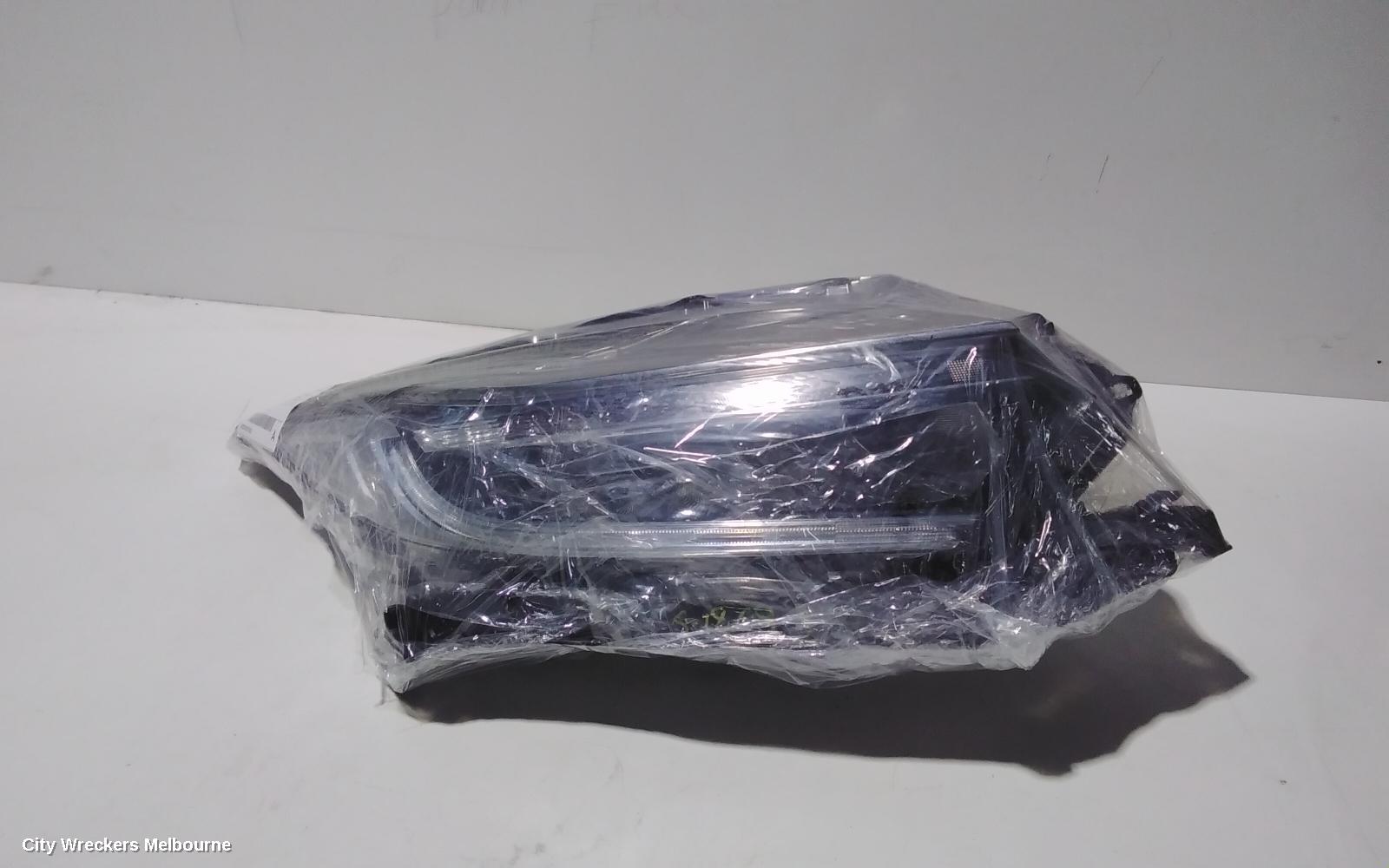 HONDA HRV RIGHT HEADLAMP, RU5, VTI-S/RS/VTI-LX, LED TYPE, 07/2018 - 10/2021