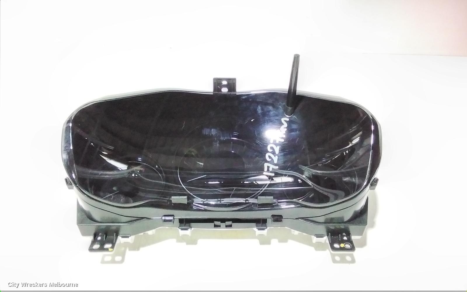 HONDA HRV INSTRUMENT CLUSTER, PETROL, AUTO T/M, RU5, 12/2014 - 10/2021