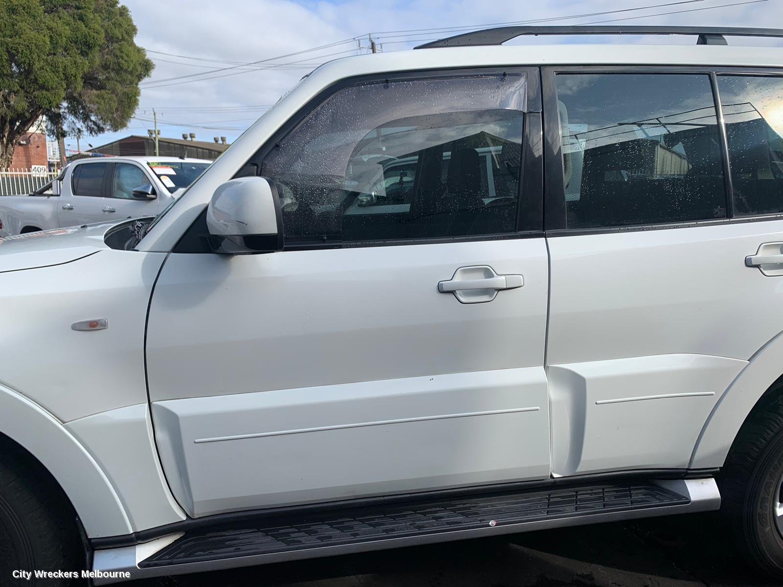MITSUBISHI PAJERO A/C CONDENSER, NS-NW, 11/2006 - 08/2014