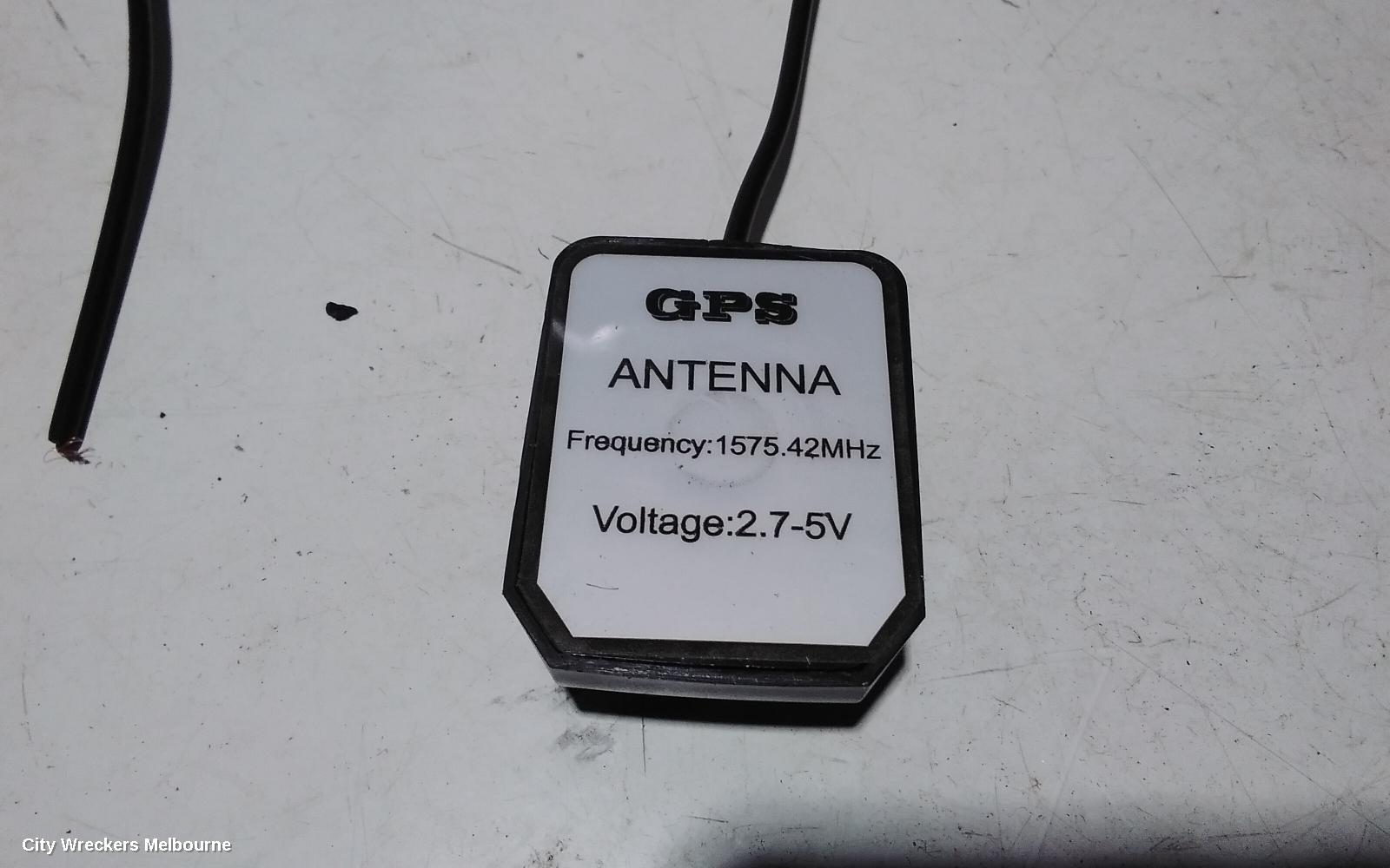 TOYOTA ESTIMA RADIO/CD/DVD/SAT/TV, XR50, 05-19