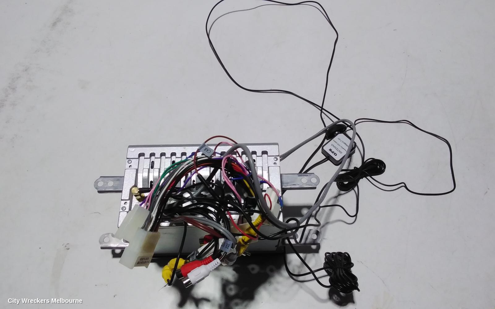TOYOTA ESTIMA RADIO/CD/DVD/SAT/TV, XR50, 05-19