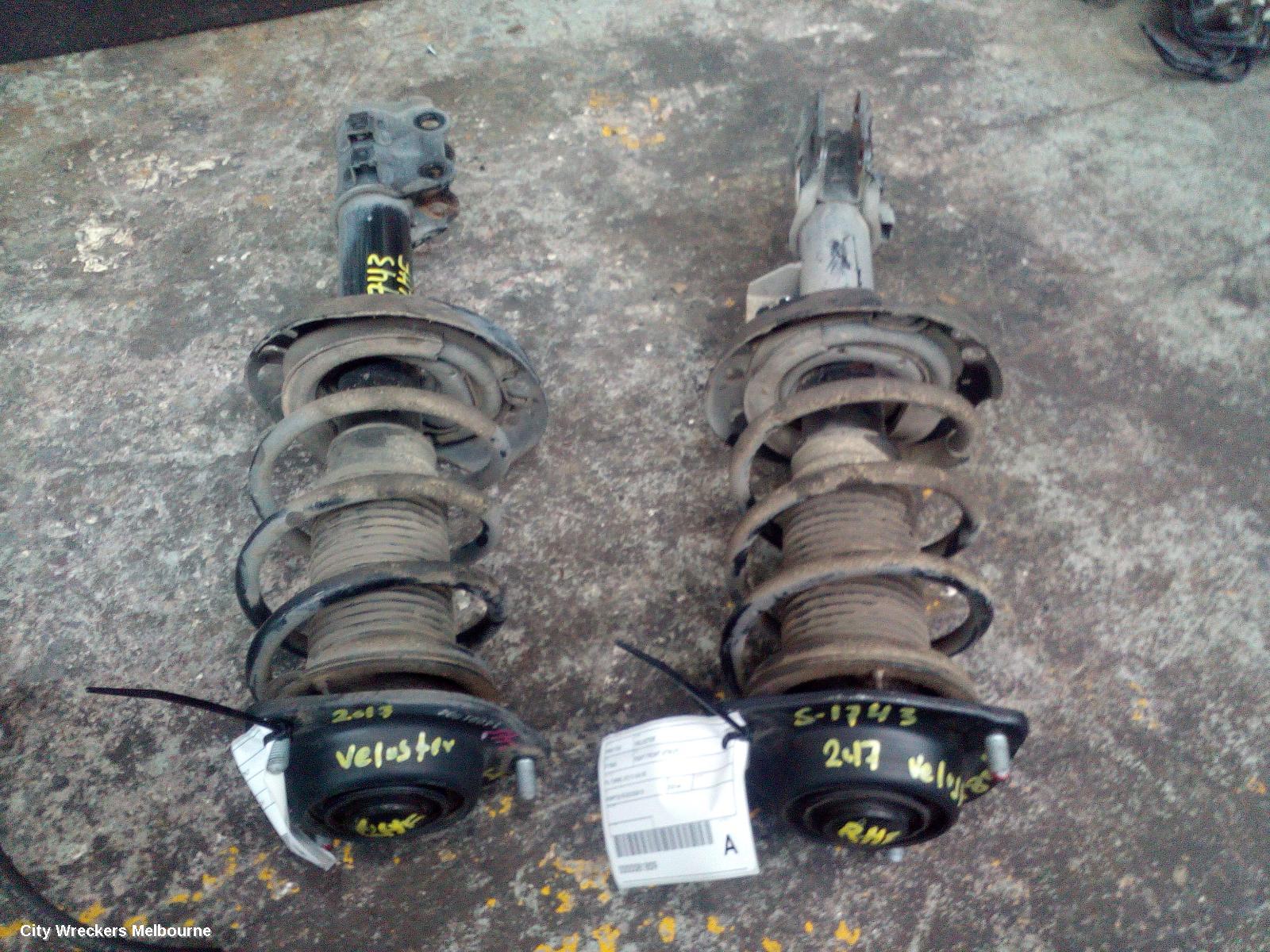 HYUNDAI VELOSTER RIGHT FRONT STRUT, FS, TURBO, 07/2012 - 04/2015