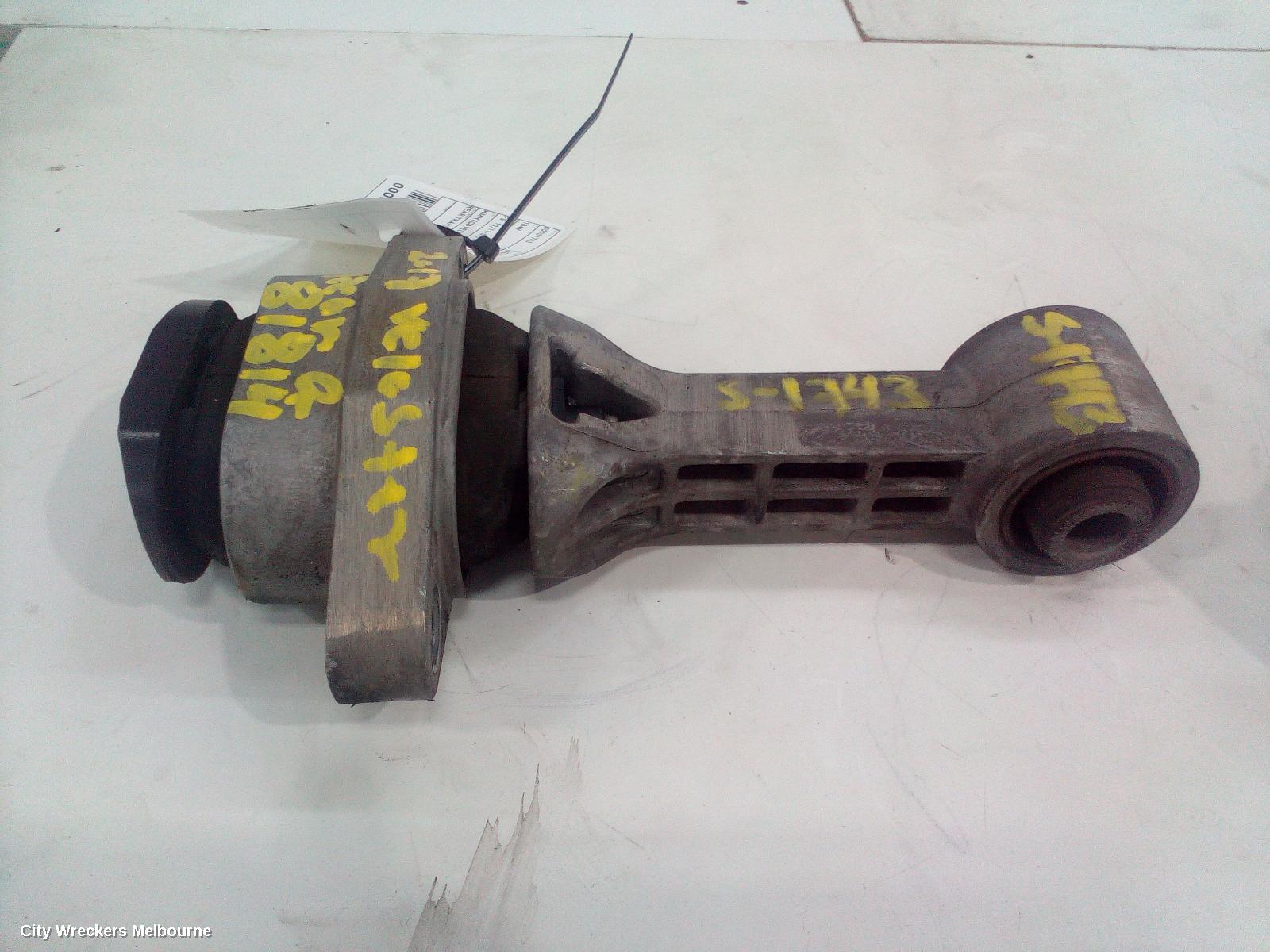 HYUNDAI VELOSTER MOUNT, FS, 10/2011 - 08/2019