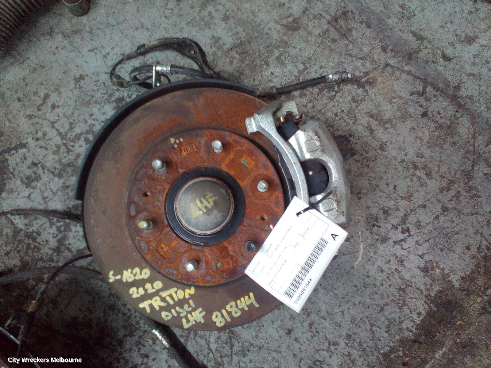 MITSUBISHI TRITON LEFT FRONT HUB ASSEMBLY, MR, 2WD, ABS TYPE, 294MM DISC, 11/2018 ONWARDS