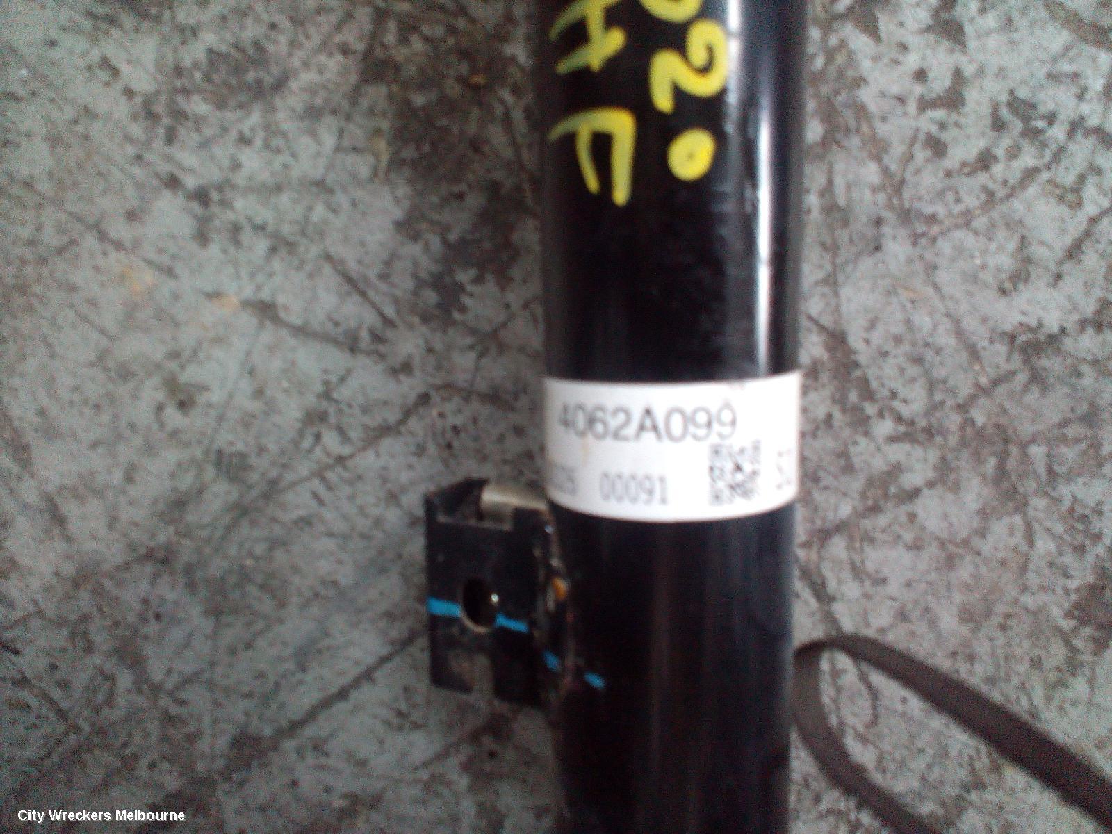MITSUBISHI TRITON RIGHT FRONT STRUT, MQ-MR, 03/2015 - 10/2023