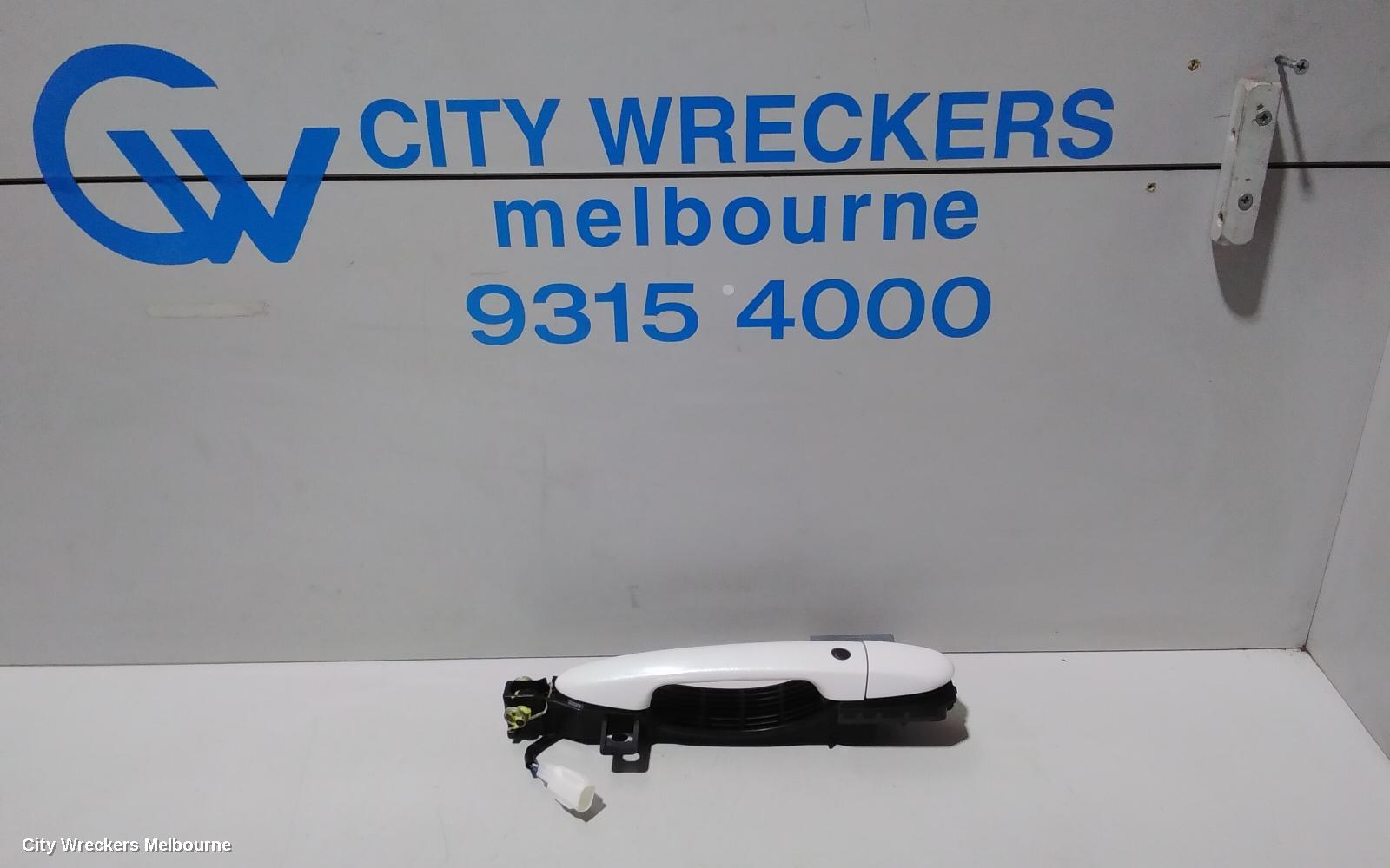 MAZDA CX9 DOOR HANDLE, OUTER, LH FRONT, W/ SMART KEYLESS TYPE, 07/2016 ONWARDS