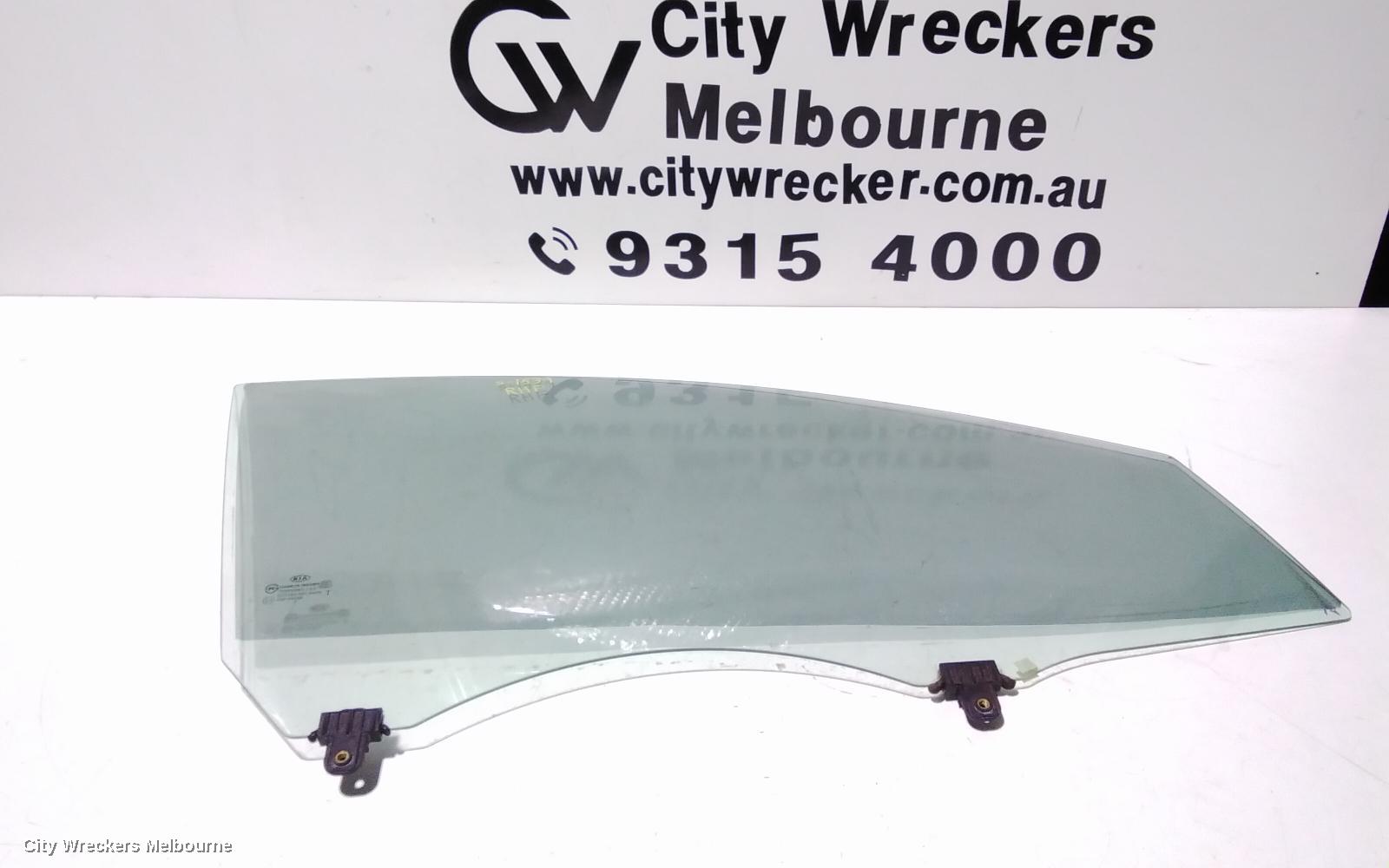 KIA CERATO RIGHT FRONT DOOR WINDOW, TD, SEDAN/HATCH, 10/2008 - 03/2013