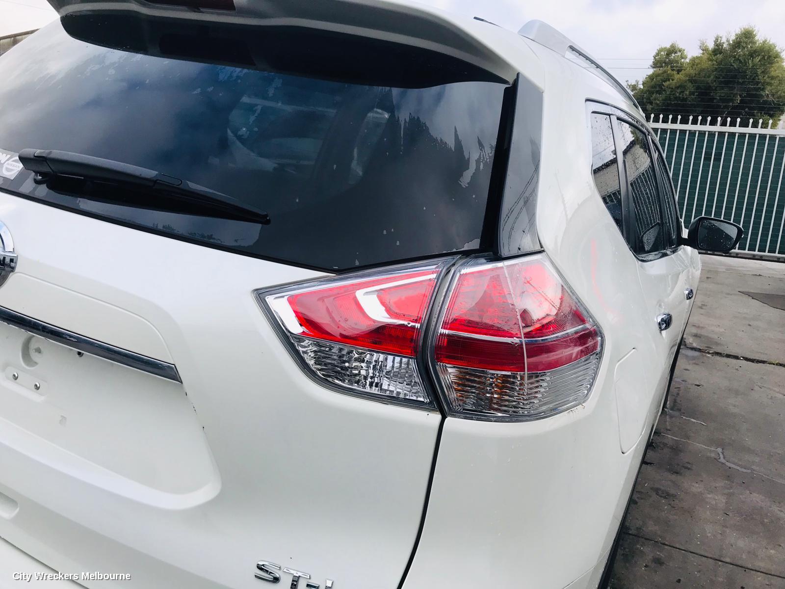 NISSAN XTRAIL DOOR HANDLE, OUTER, RH FRONT, T32, 02/2014 ONWARDS