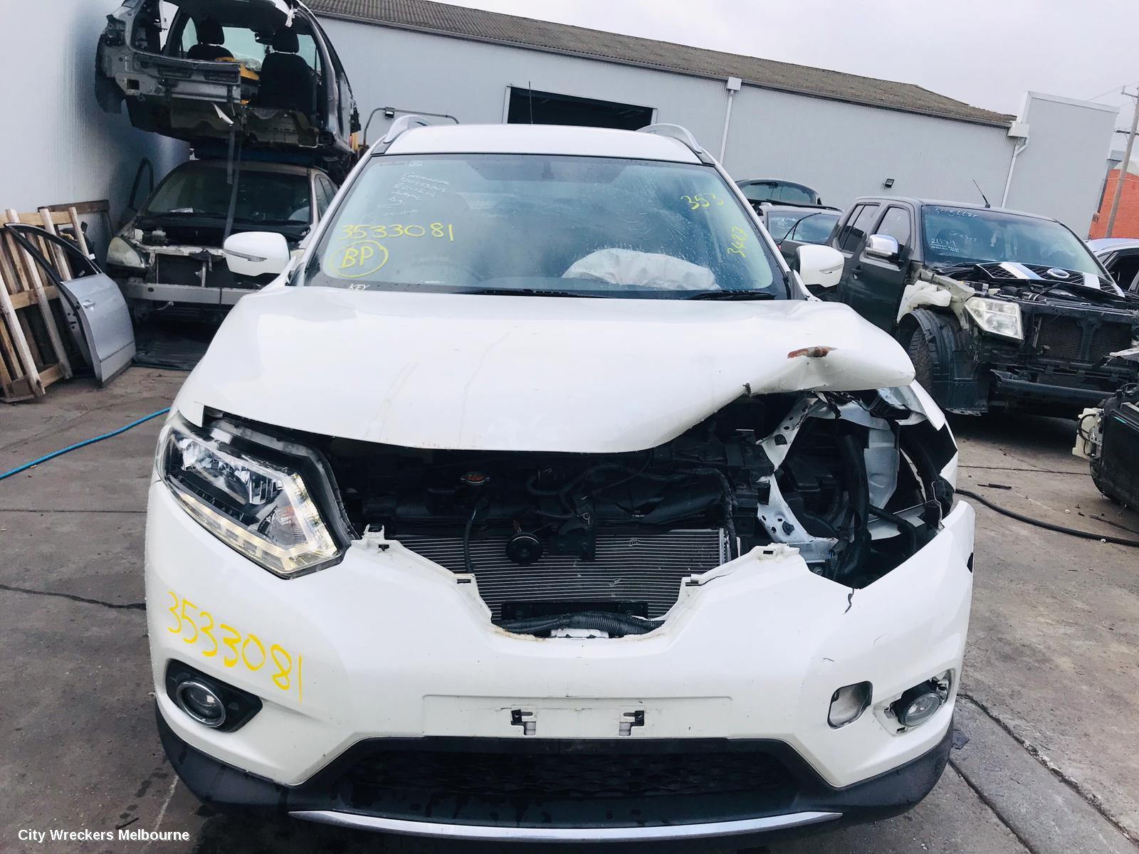NISSAN XTRAIL DOOR HANDLE, OUTER, RH FRONT, T32, 02/2014 ONWARDS