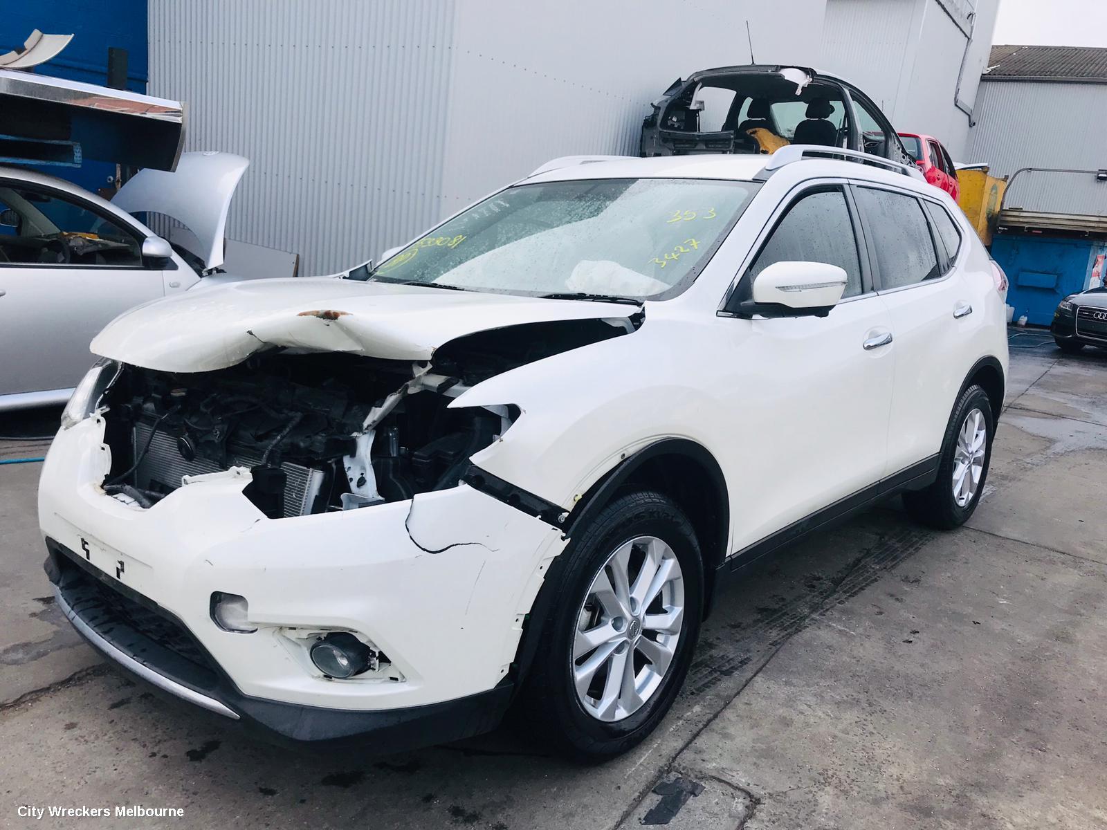 NISSAN XTRAIL DOOR HANDLE, OUTER, RH FRONT, T32, 02/2014 ONWARDS