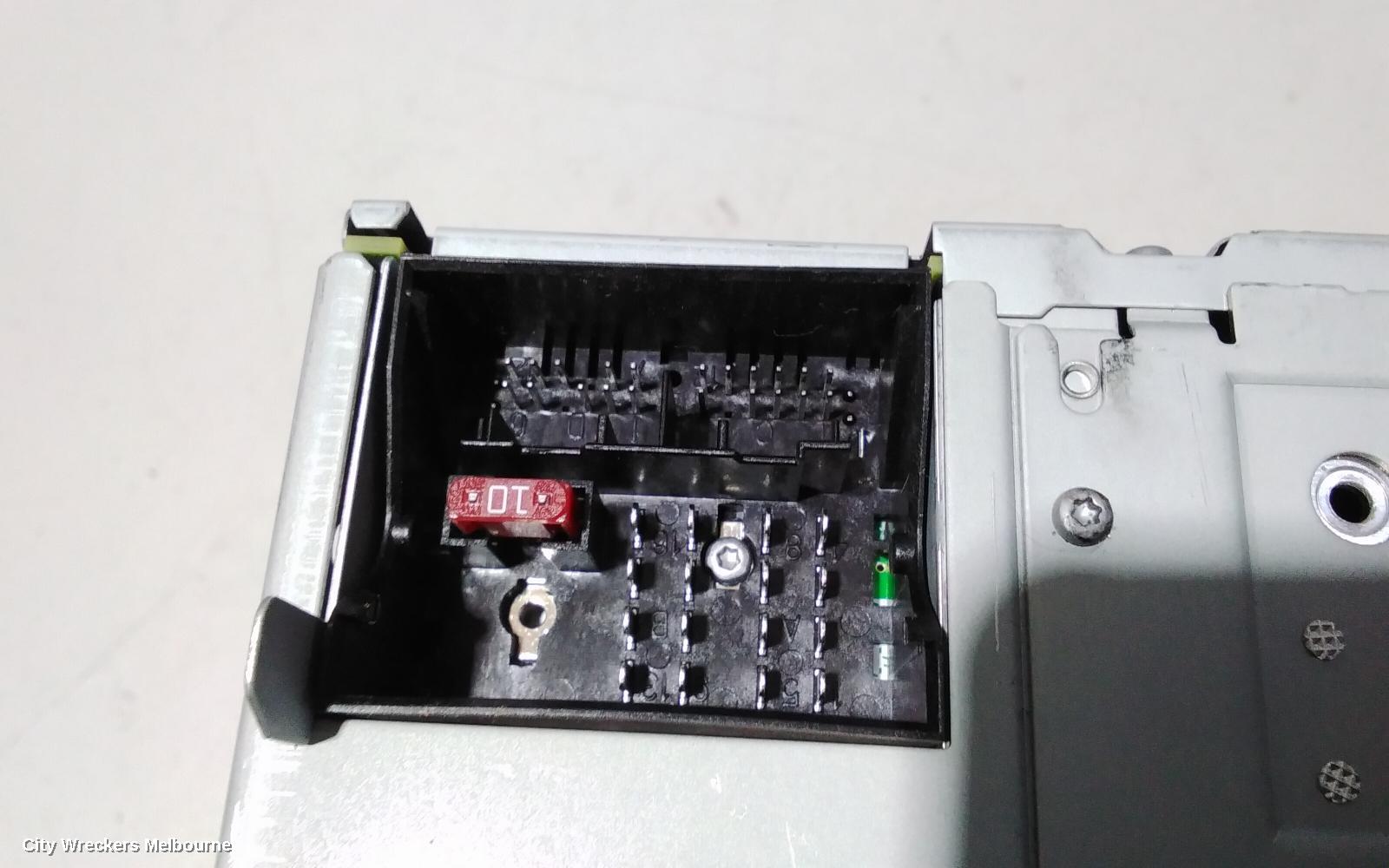 VOLKSWAGEN PASSAT RADIO/CD/DVD/SAT/TV, DISPLAY & HEAD UNIT (RCD510), 3C/MK6 B6-B7/3CC, 03/2006 - 12/2016