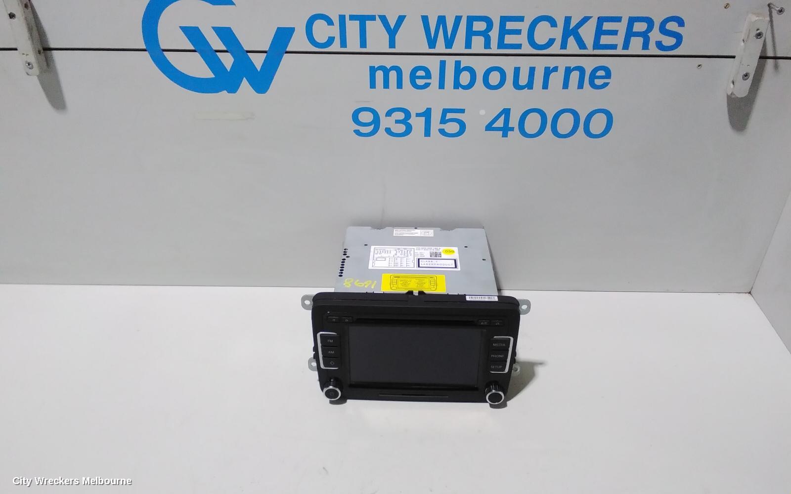 VOLKSWAGEN PASSAT RADIO/CD/DVD/SAT/TV, DISPLAY & HEAD UNIT (RCD510), 3C/MK6 B6-B7/3CC, 03/2006 - 12/2016