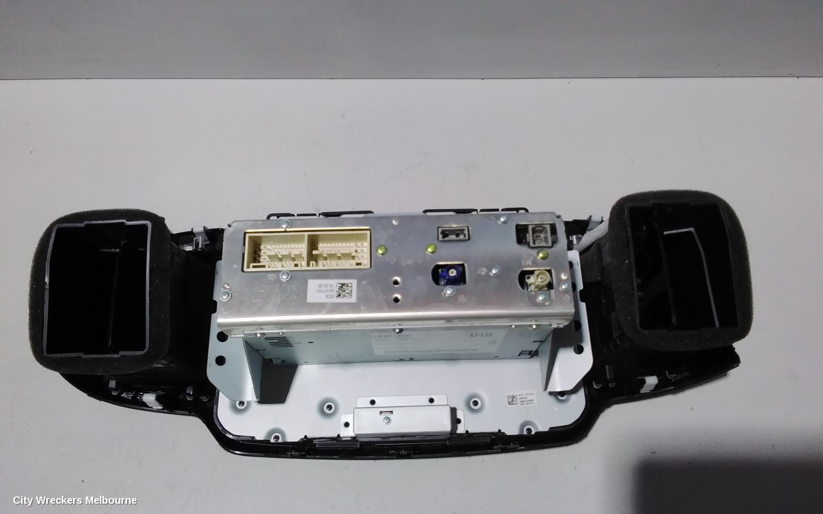 KIA SORENTO RADIO/CD/DVD/SAT/TV, HEAD UNIT, UM, 09/2017 - 01/2020