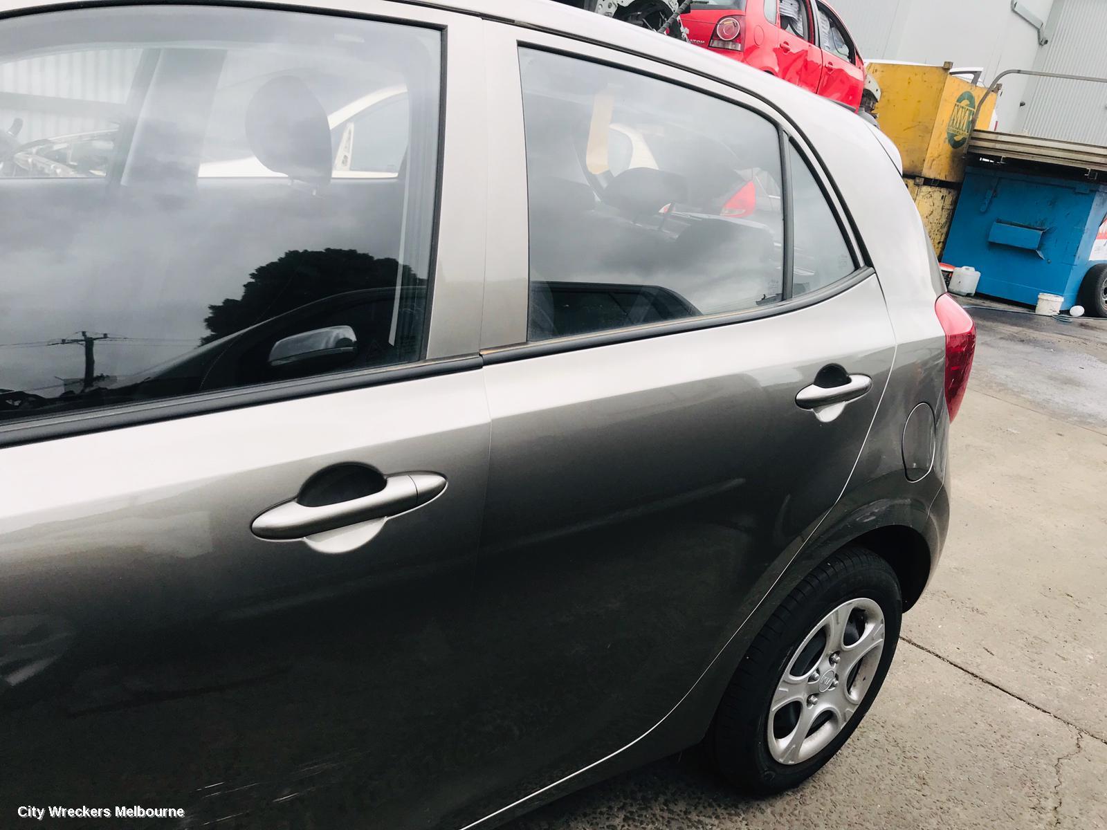 KIA PICANTO OVERFLOW BOTTLE, JA, 05/2017 ONWARDS