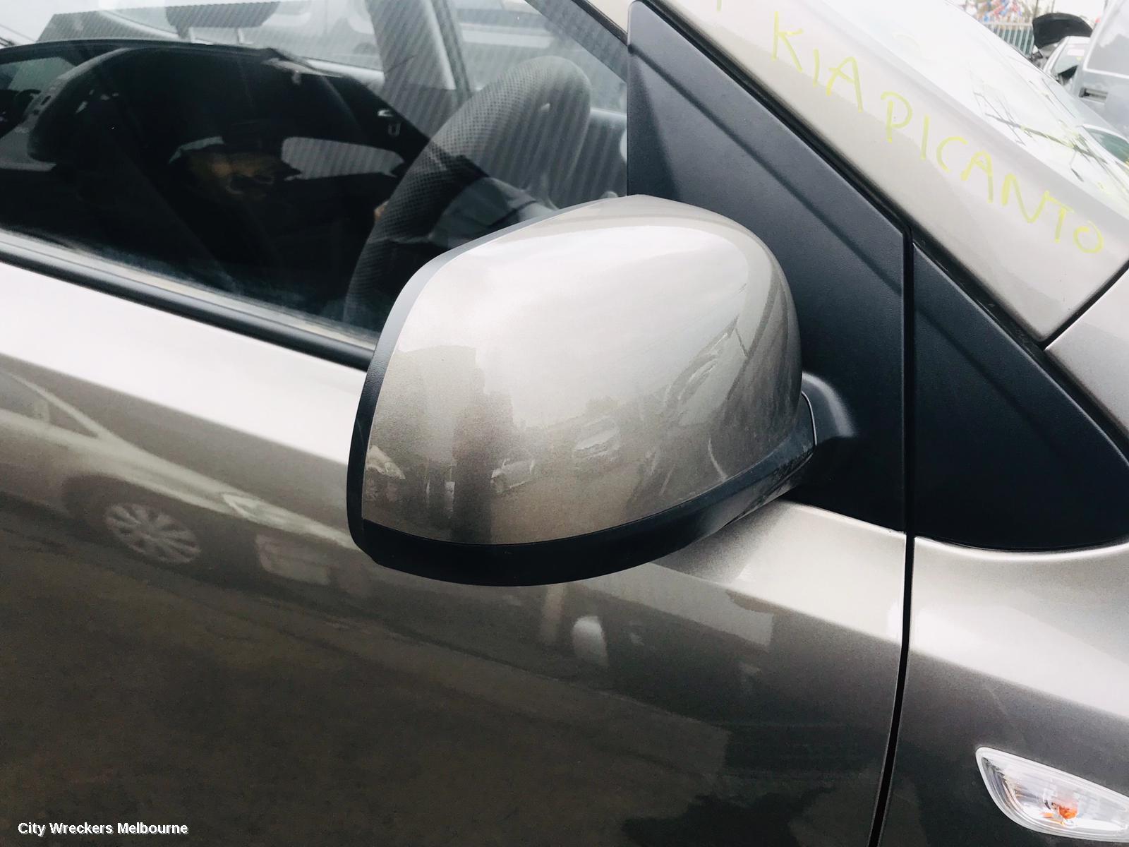 KIA PICANTO OVERFLOW BOTTLE, JA, 05/2017 ONWARDS