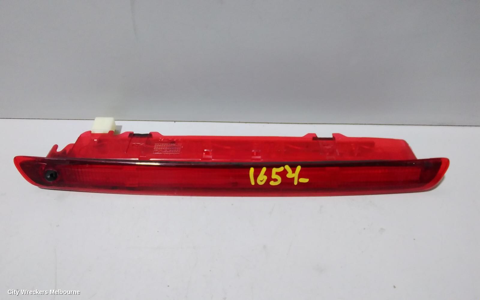 NISSAN DUALIS HIGH LEVEL STOPLIGHT, J10 10/2007 - 05/2014