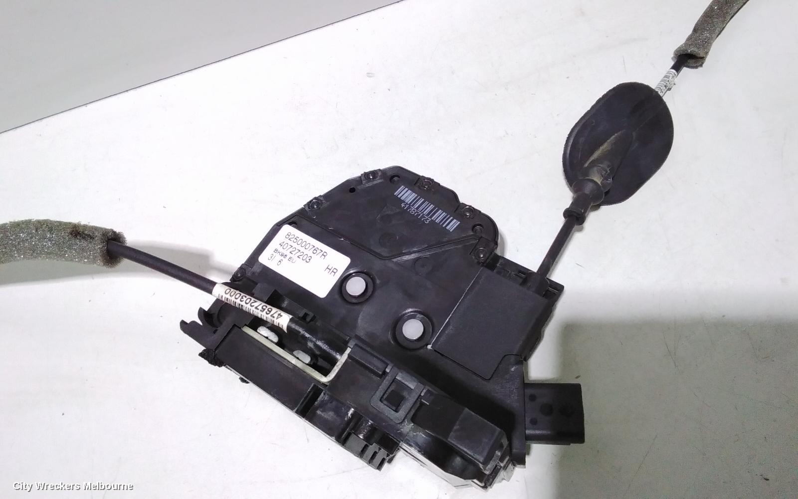 RENAULT CLIO DOOR/BOOT/GATE LOCK, RIGHT  FRONT DOOR LOCK, P/N 805004945R, X98, 09/2013 - 10/2019