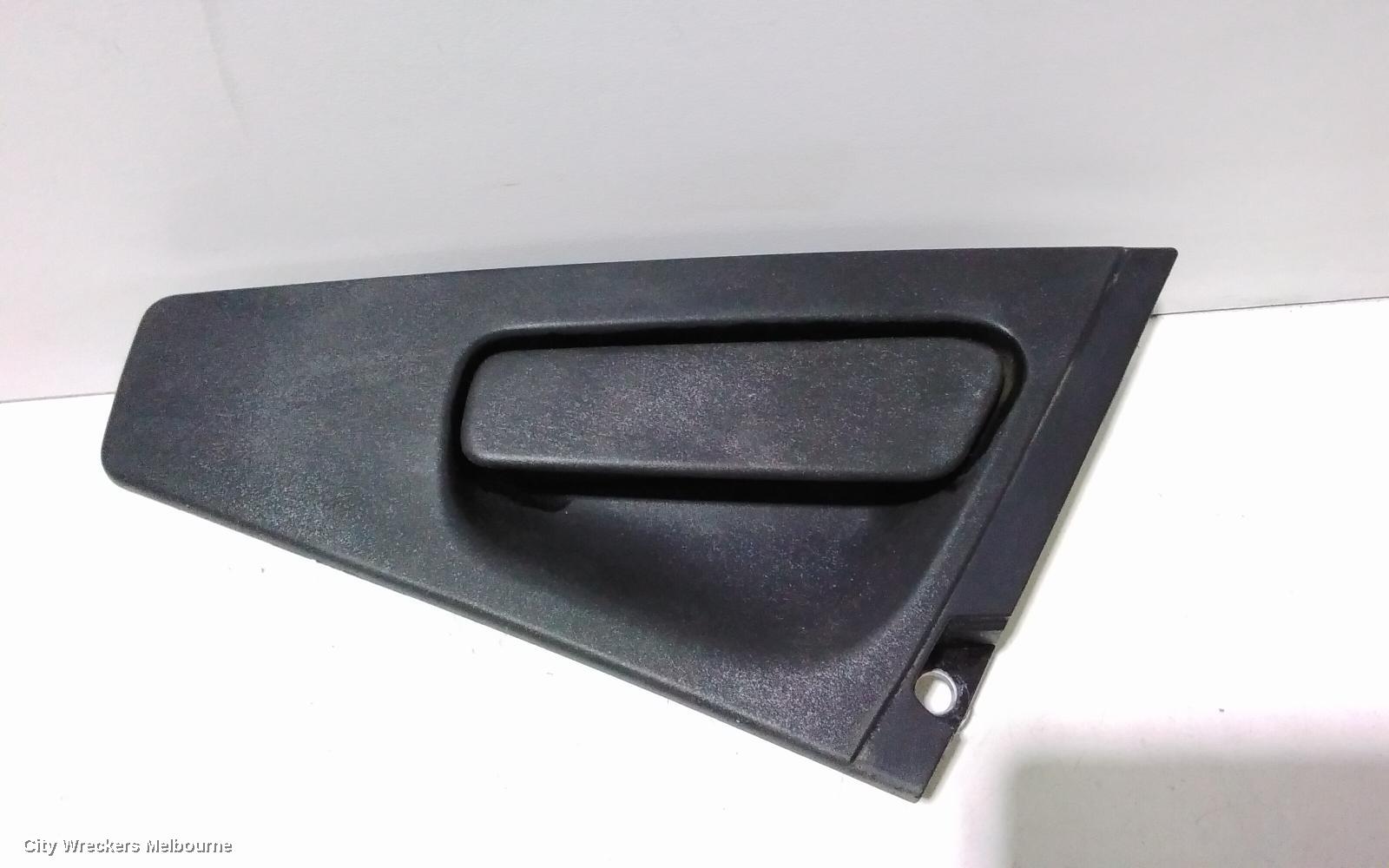RENAULT CLIO DOOR HANDLE, X98, 09/2013 - 10/2019