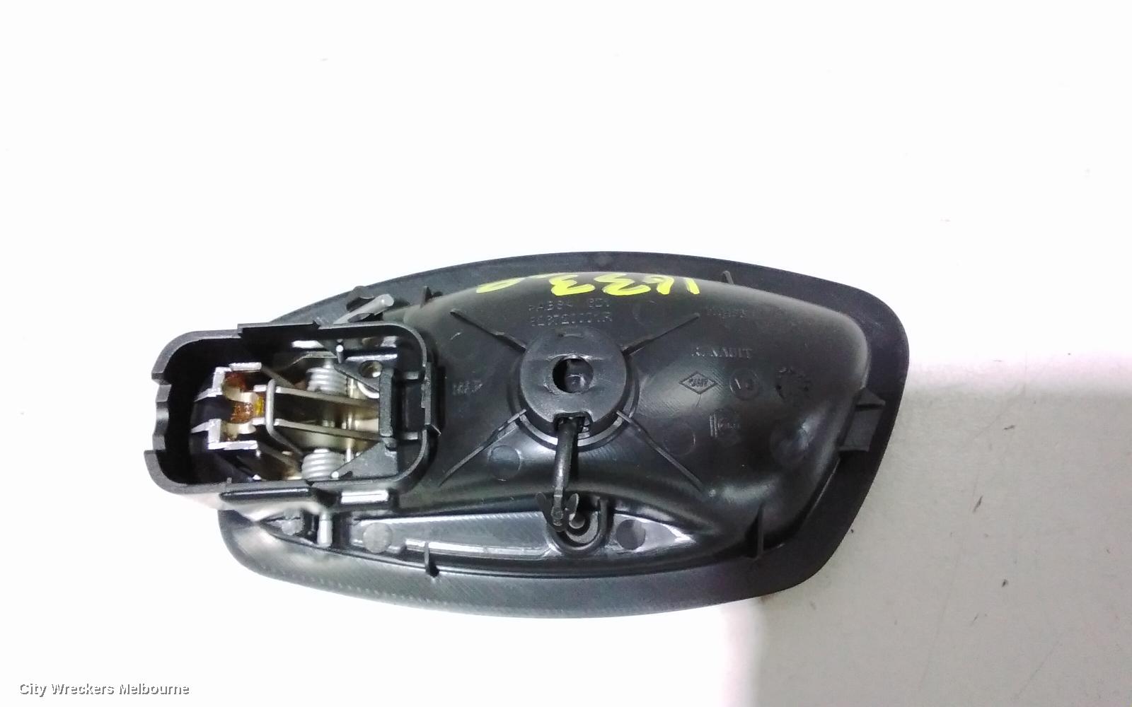 RENAULT CLIO DOOR HANDLE, X98, 09/2013 - 10/2019