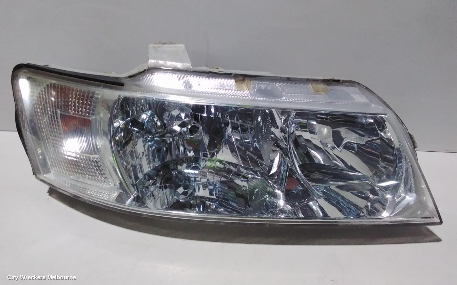 HOLDEN COMMODORE RIGHT HEADLAMP, VZ, ADVENTRA SX6/EXECUTIVE/ACCLAIM/EQUIPE, STANDARD TYPE (CHROME), 08/2004 - 09/2007