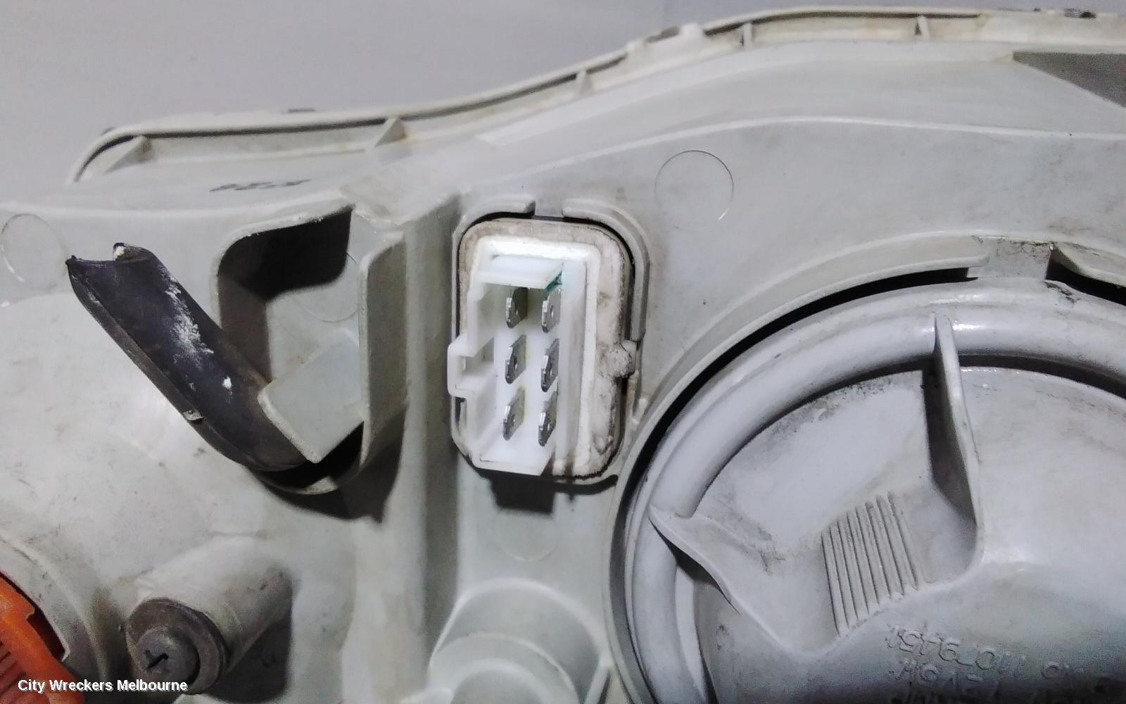 HOLDEN COMMODORE RIGHT HEADLAMP, VY1, EXECUTIVE/ACCLAIM/EQUIPE/LUMINA/S, 10/2002 - 08/2003